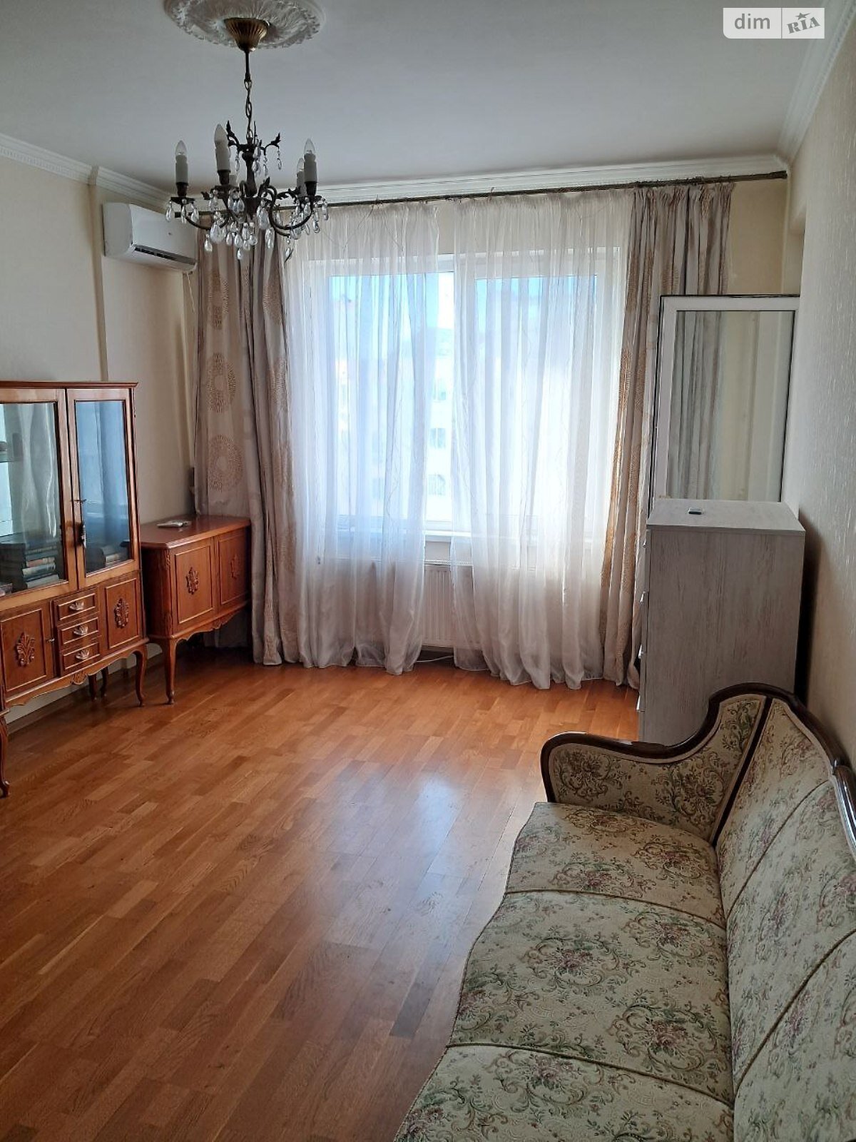 Продаж однокімнатної квартири в Одесі, на мас. Радужний, район Київський фото 1 Продаж однокімнатної квартири в Одесі, на мас. Радужний, район Київський фото 1