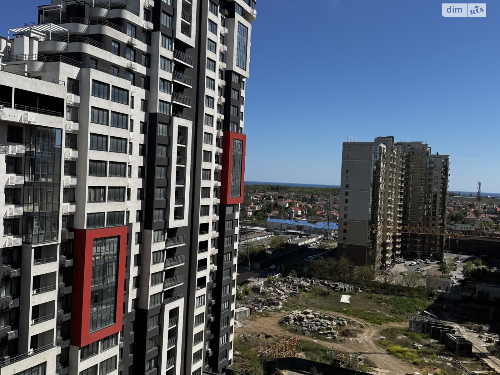 Продажа трехкомнатной квартиры в Одессе, на ул. Спортивная 3/2, район Киевский фото 1 Продажа трехкомнатной квартиры в Одессе, на ул. Спортивная 3/2, район Киевский фото 1