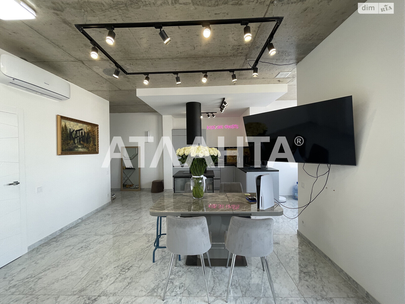 Продажа двухкомнатной квартиры в Лиманке, на ул. Спортивная 3/1, район Киевский фото 1 Продажа двухкомнатной квартиры в Лиманке, на ул. Спортивная 3/1, район Киевский фото 1