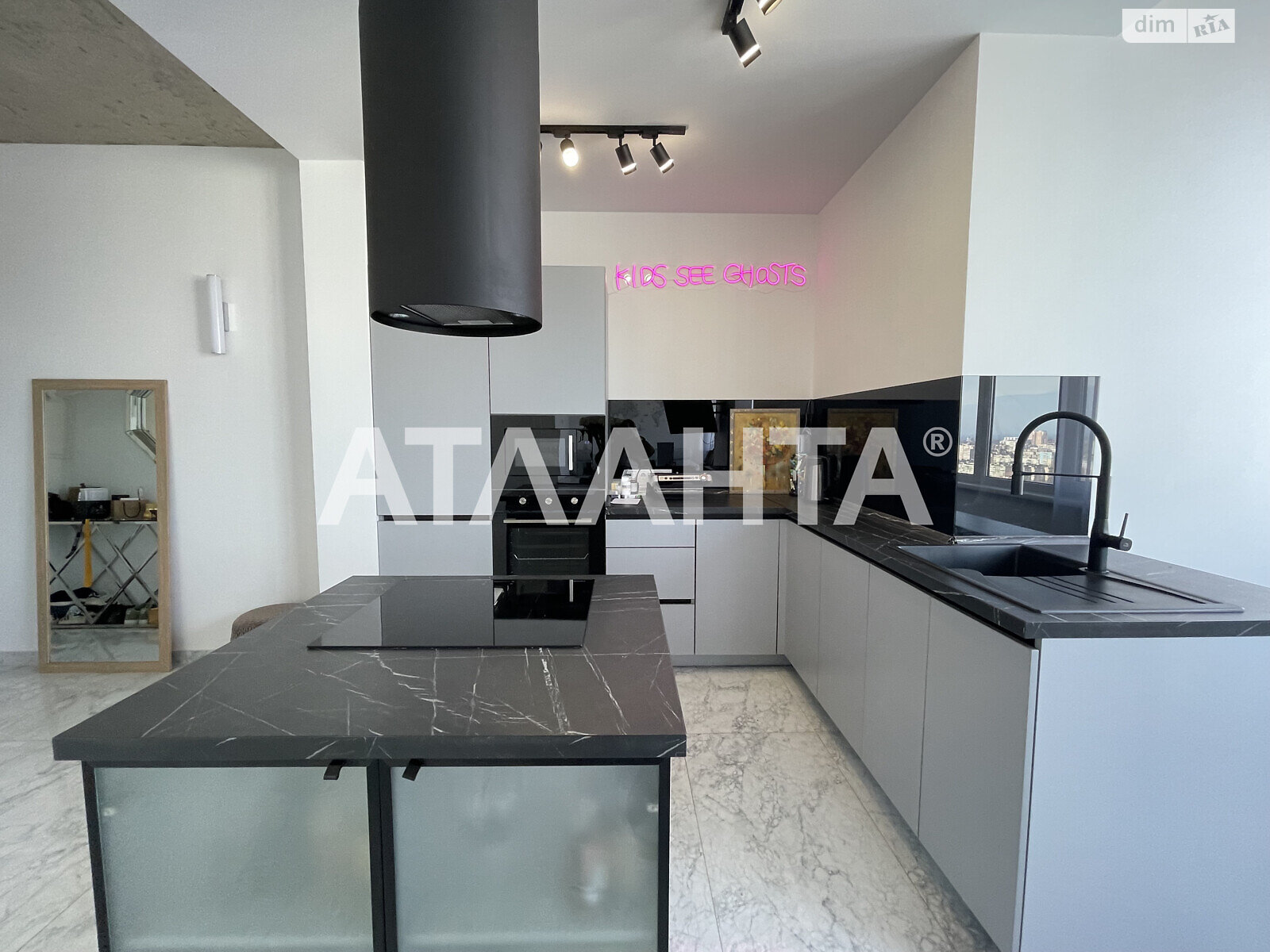 Продажа двухкомнатной квартиры в Лиманке, на ул. Спортивная 3/1, район Киевский фото 1 Продажа двухкомнатной квартиры в Лиманке, на ул. Спортивная 3/1, район Киевский фото 1