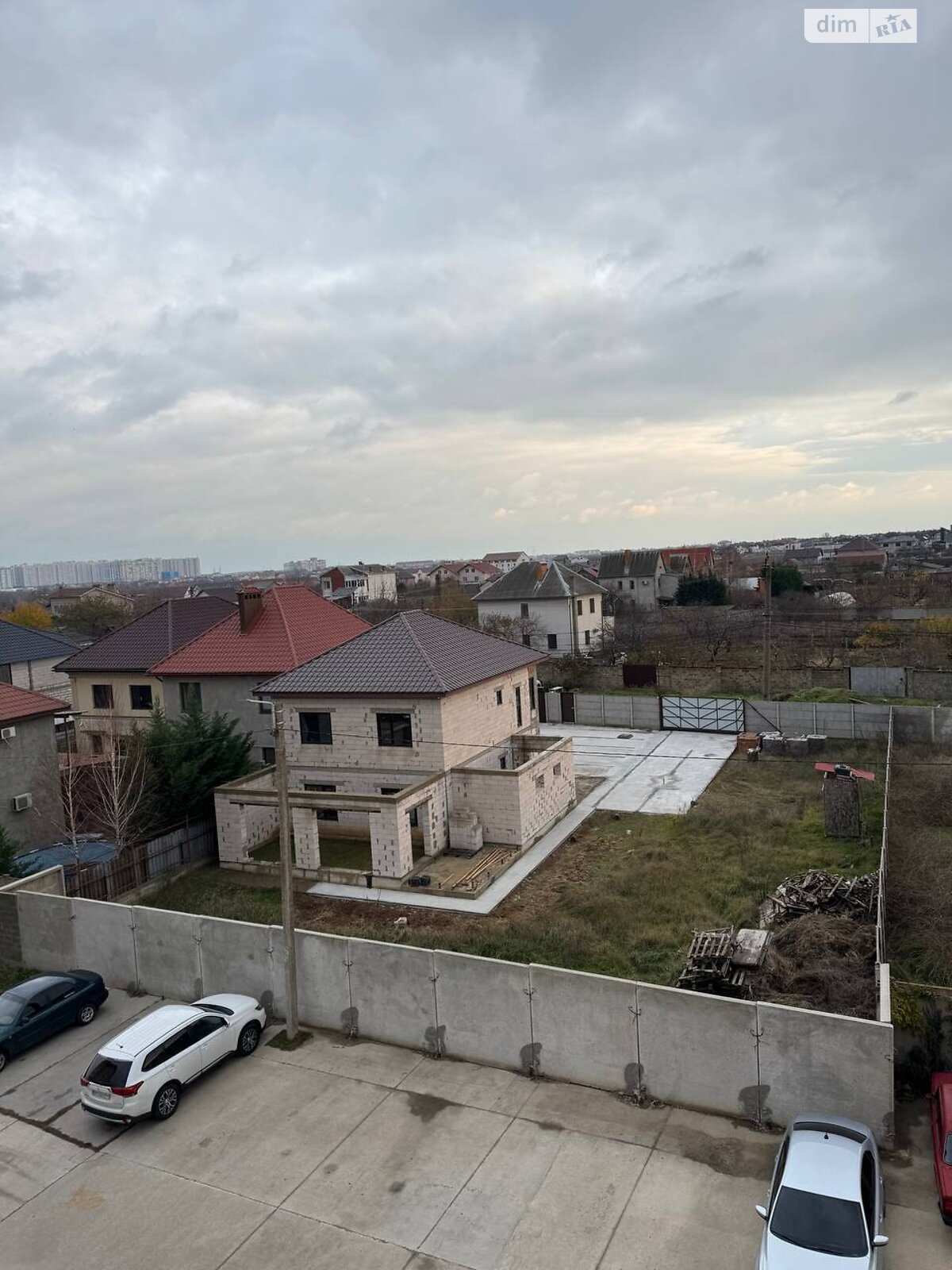 Продажа трехкомнатной квартиры в Лиманке, на ул. Строительная 50Б, фото 1 Продажа трехкомнатной квартиры в Лиманке, на ул. Строительная 50Б, фото 1