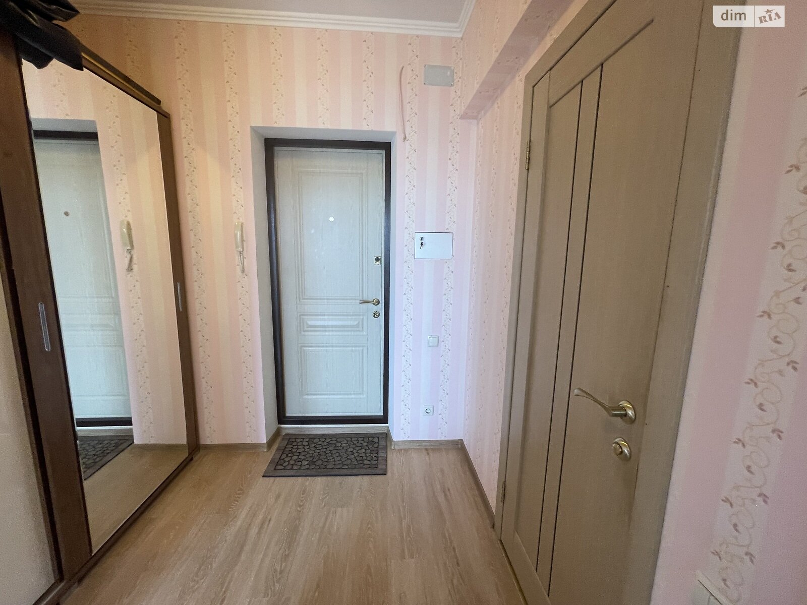 Продажа однокомнатной квартиры в Одессе, на ул. Таирова, район Киевский фото 1 Продажа однокомнатной квартиры в Одессе, на ул. Таирова, район Киевский фото 1