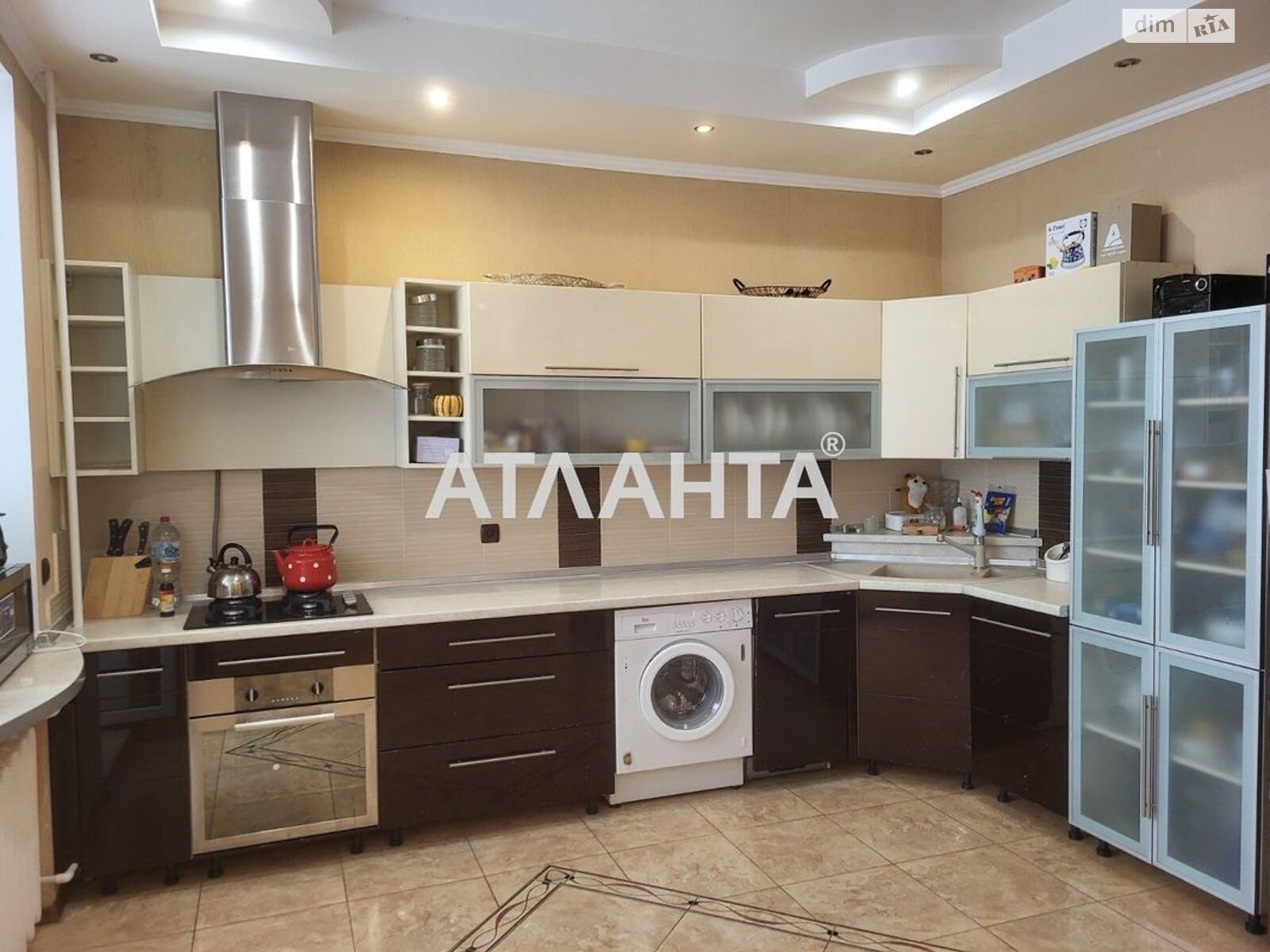 Продаж трикімнатної квартири в Одесі, на вул. Левітана, район Київський фото 2 Продаж трикімнатної квартири в Одесі, на вул. Левітана, район Київський фото 2