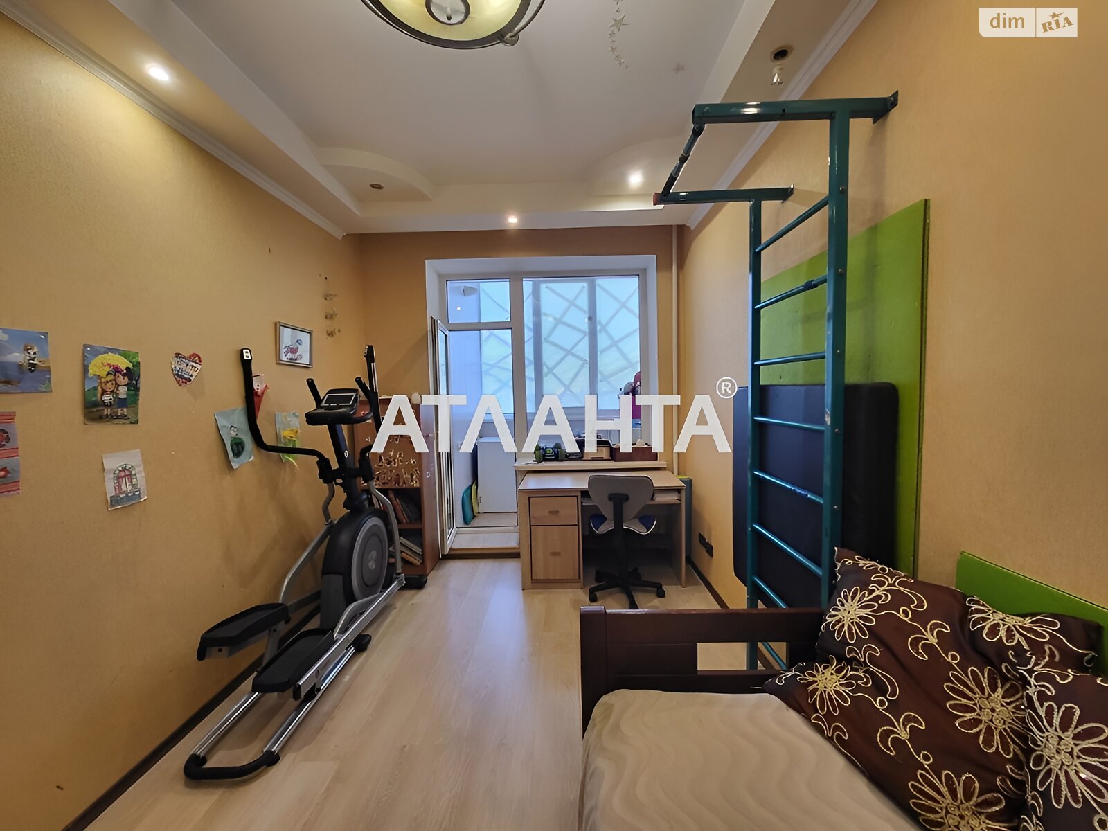 Продаж трикімнатної квартири в Одесі, на вул. Левітана, район Київський фото 2 Продаж трикімнатної квартири в Одесі, на вул. Левітана, район Київський фото 2