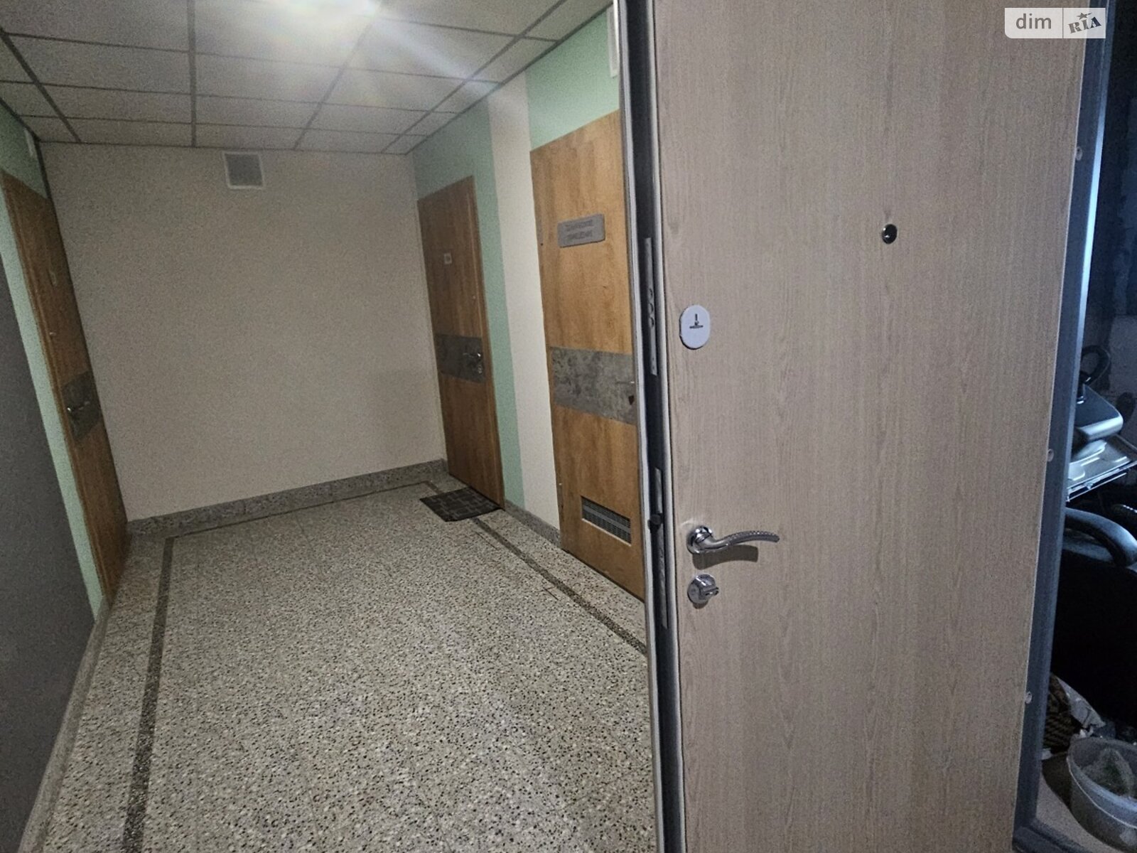 Продаж однокімнатної квартири в Одесі, на вул. Варненська 27А/3, район Київський фото 1 Продаж однокімнатної квартири в Одесі, на вул. Варненська 27А/3, район Київський фото 1