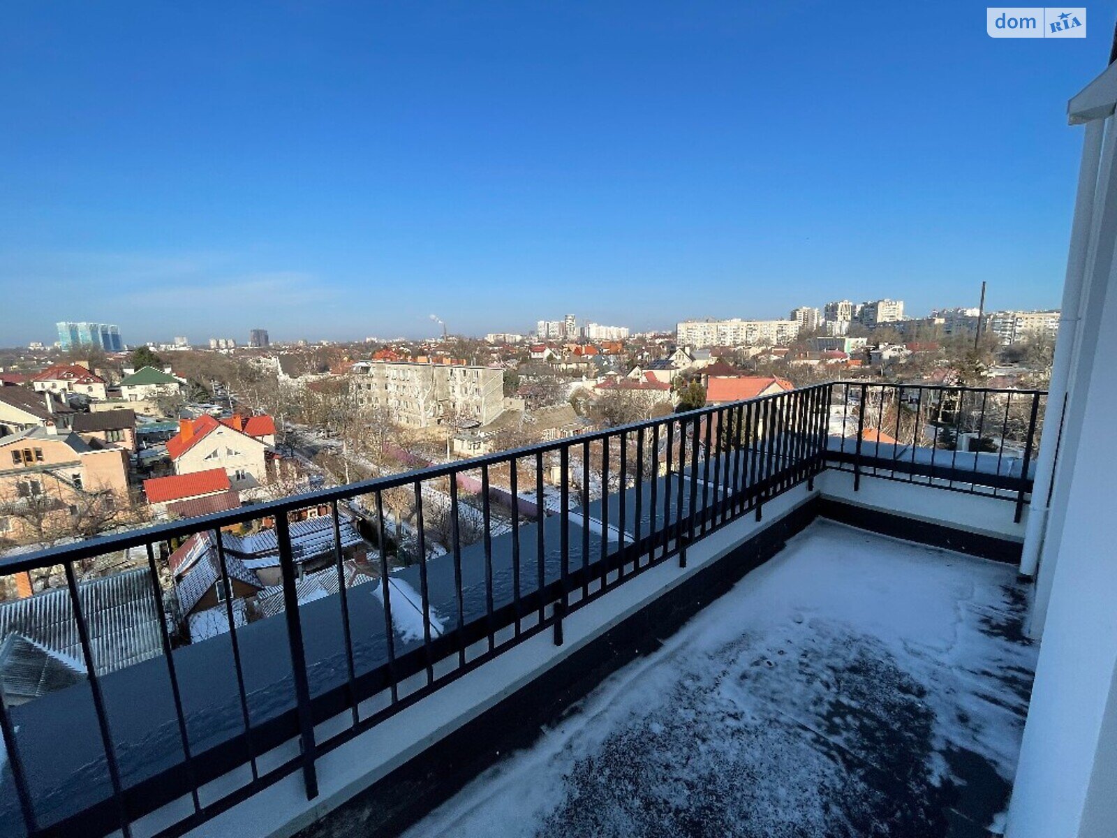 Продаж чотирикімнатної квартири в Одесі, на вул. Авдєєва-Чорноморського 7, район Київський фото 1