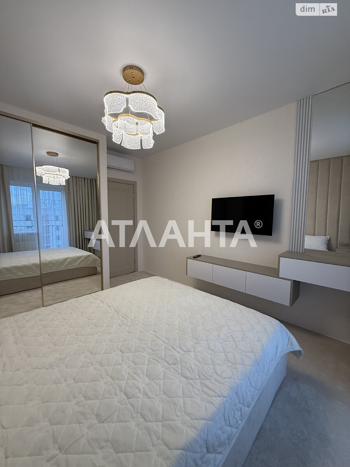 Продажа двухкомнатной квартиры в Одессе, на ул. Жемчужная, район Киевский фото 1 Продажа двухкомнатной квартиры в Одессе, на ул. Жемчужная, район Киевский фото 1