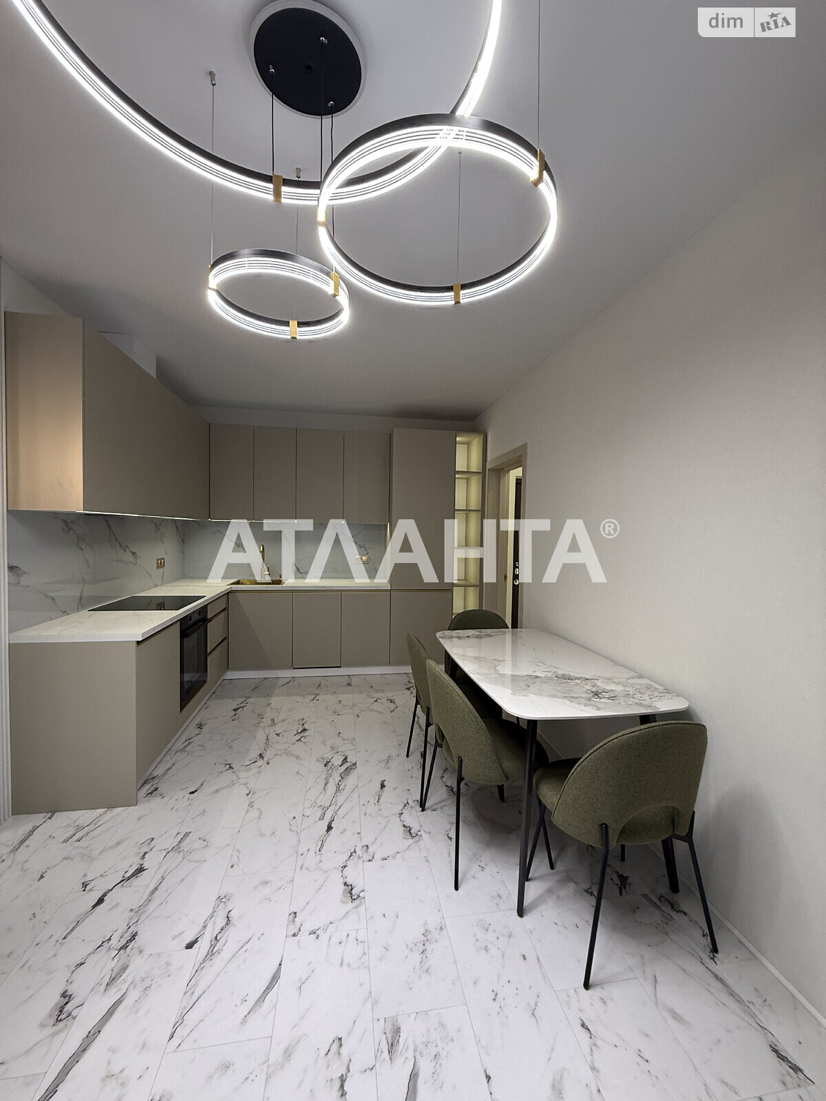 Продажа двухкомнатной квартиры в Одессе, на ул. Жемчужная, район Киевский фото 1 Продажа двухкомнатной квартиры в Одессе, на ул. Жемчужная, район Киевский фото 1