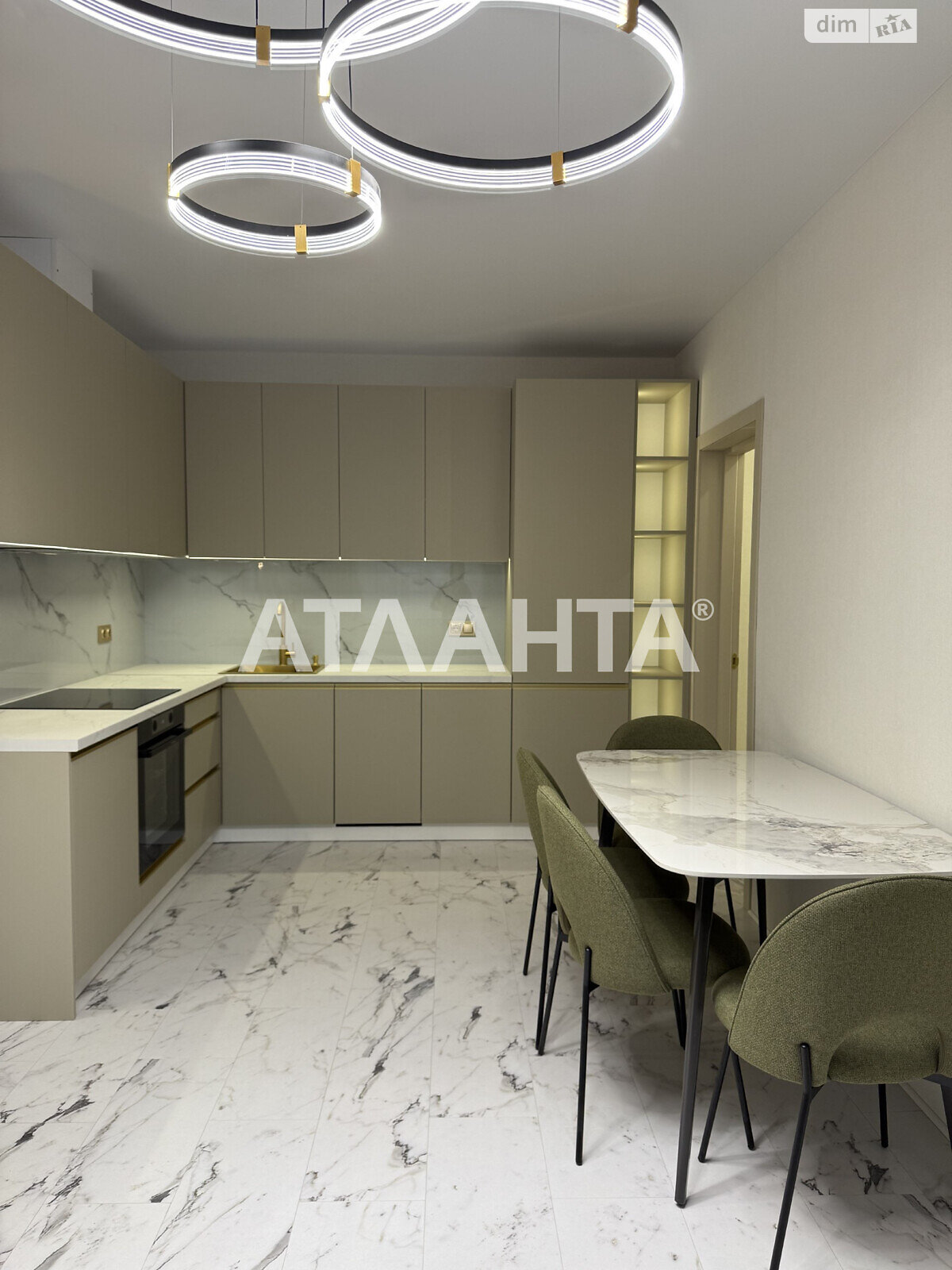 Продажа двухкомнатной квартиры в Одессе, на ул. Жемчужная, район Киевский фото 1 Продажа двухкомнатной квартиры в Одессе, на ул. Жемчужная, район Киевский фото 1