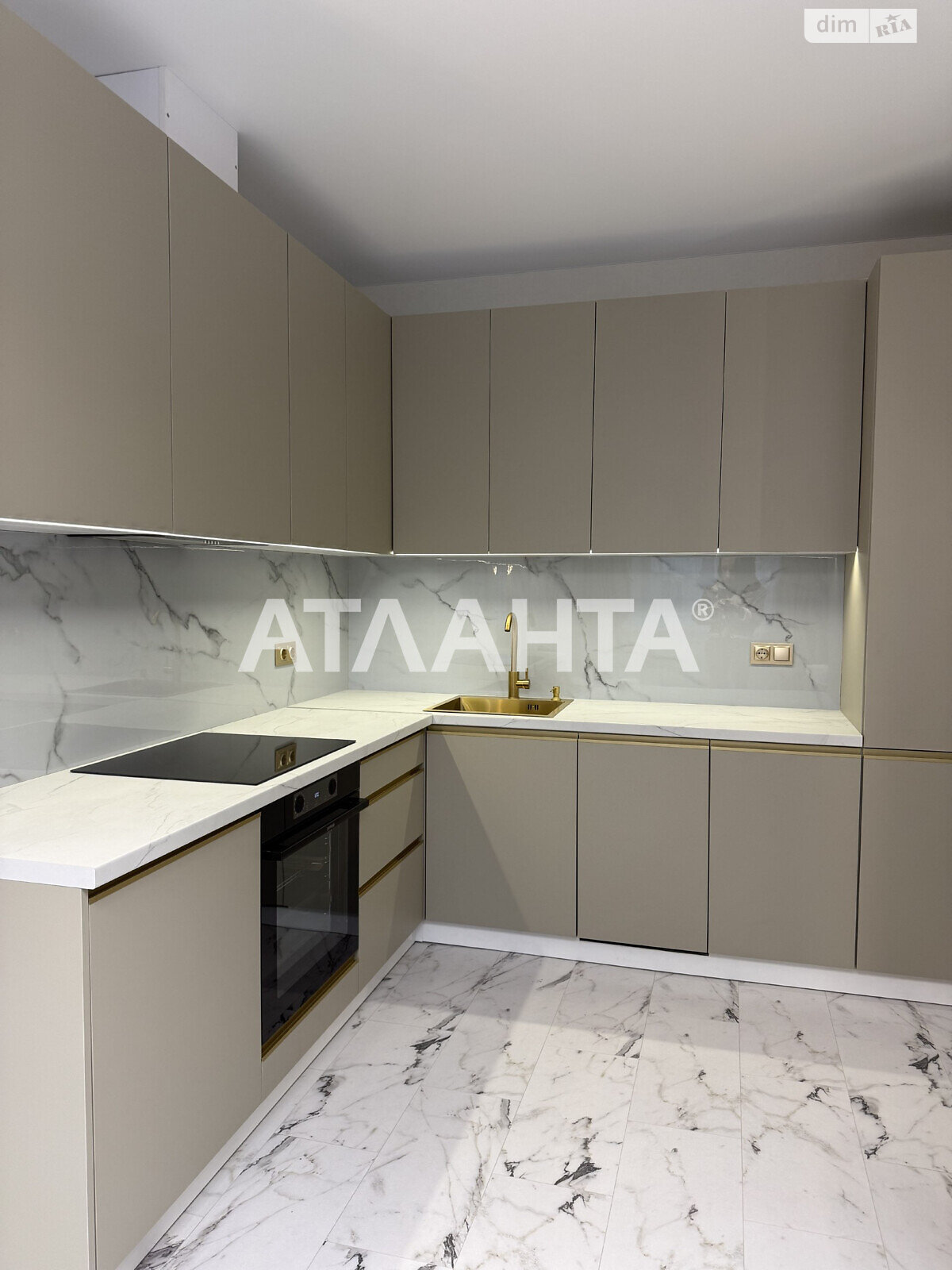 Продажа двухкомнатной квартиры в Одессе, на ул. Жемчужная, район Киевский фото 1 Продажа двухкомнатной квартиры в Одессе, на ул. Жемчужная, район Киевский фото 1