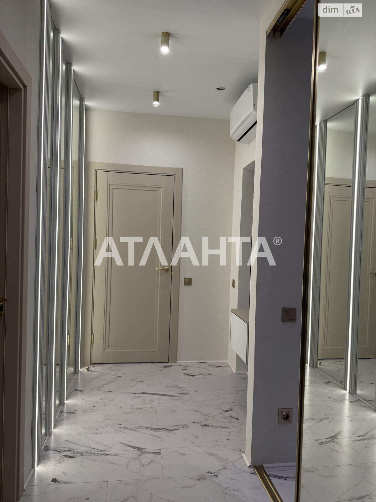 Продажа двухкомнатной квартиры в Одессе, на ул. Жемчужная, район Киевский фото 1 Продажа двухкомнатной квартиры в Одессе, на ул. Жемчужная, район Киевский фото 1