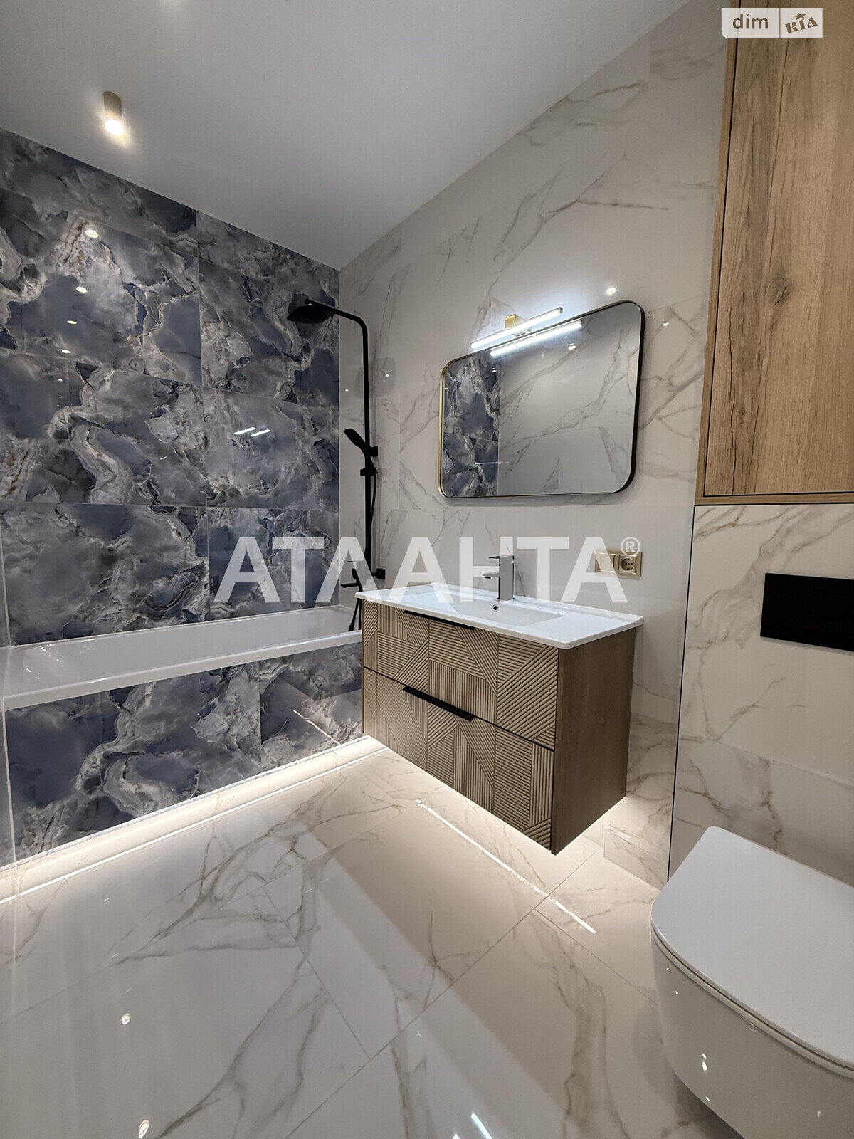 Продажа двухкомнатной квартиры в Одессе, на ул. Жемчужная, район Киевский фото 1 Продажа двухкомнатной квартиры в Одессе, на ул. Жемчужная, район Киевский фото 1