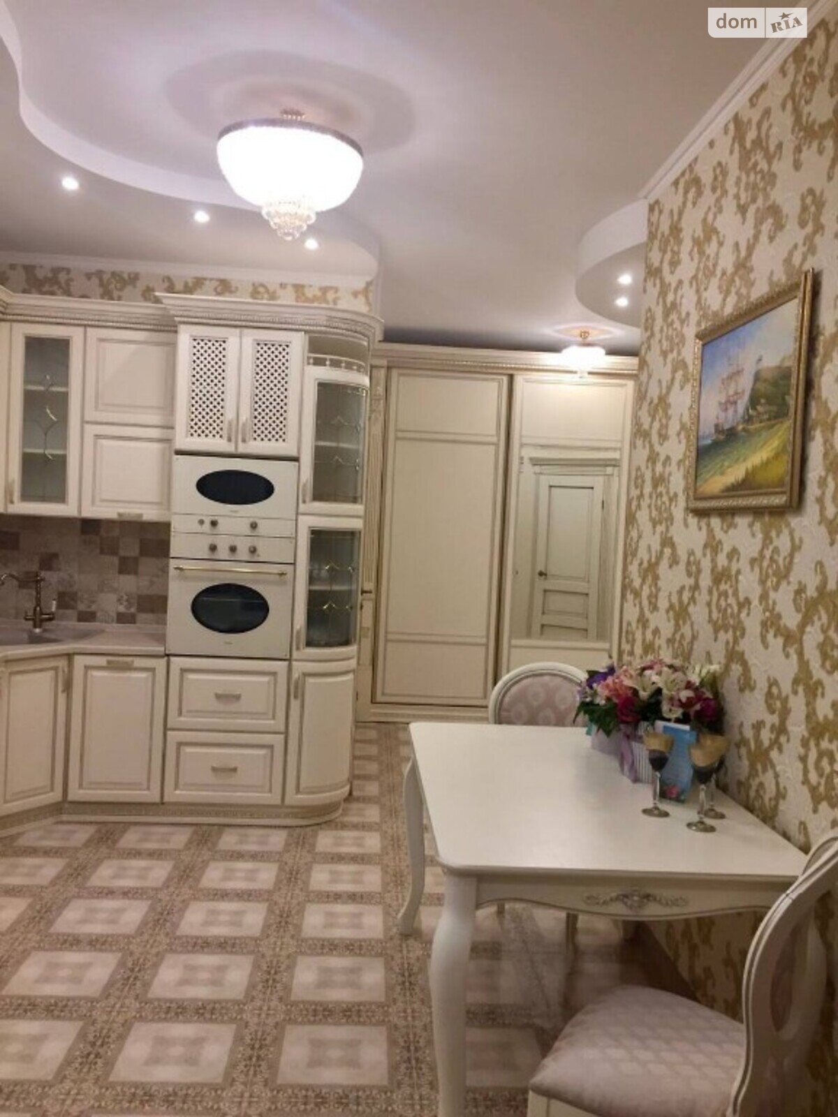 Продаж двокімнатної квартири в Одесі, на вул. 13 станція Великого Фонтану, район Київський фото 1