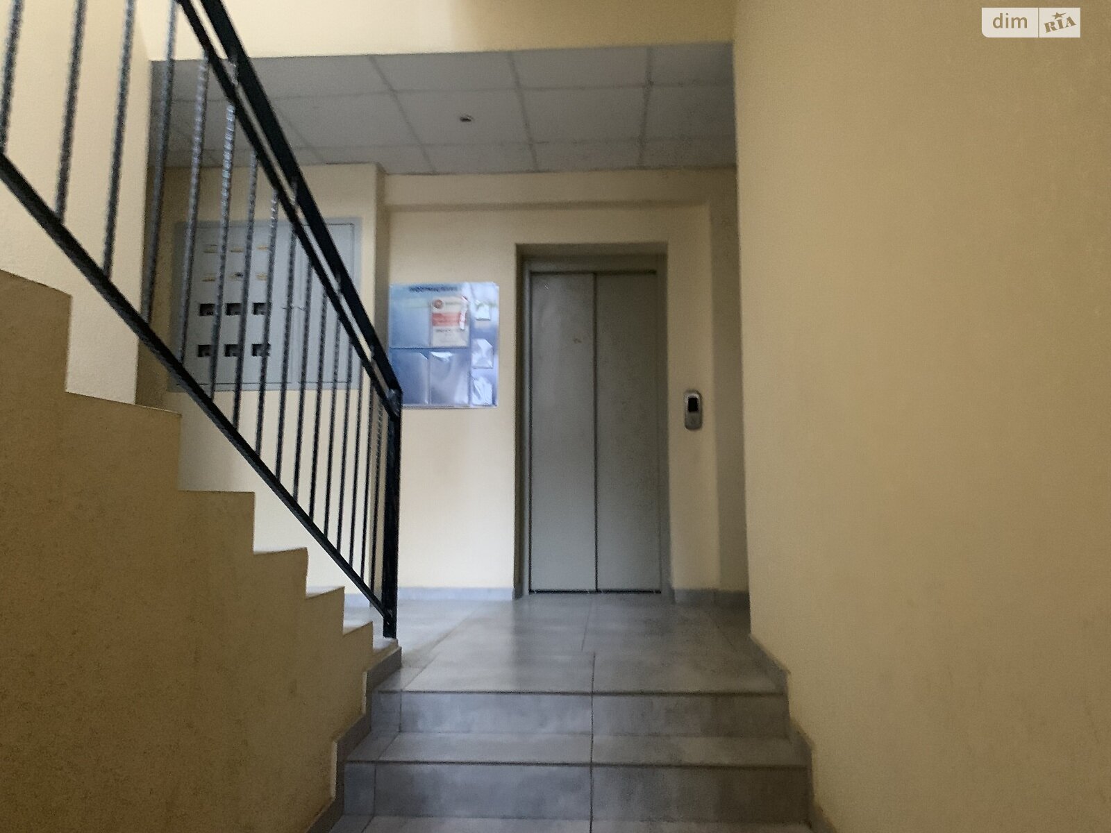 Продаж однокімнатної квартири в Одесі, на вул. Інститутська, район Червоний Хутір фото 1 Продаж однокімнатної квартири в Одесі, на вул. Інститутська, район Червоний Хутір фото 1