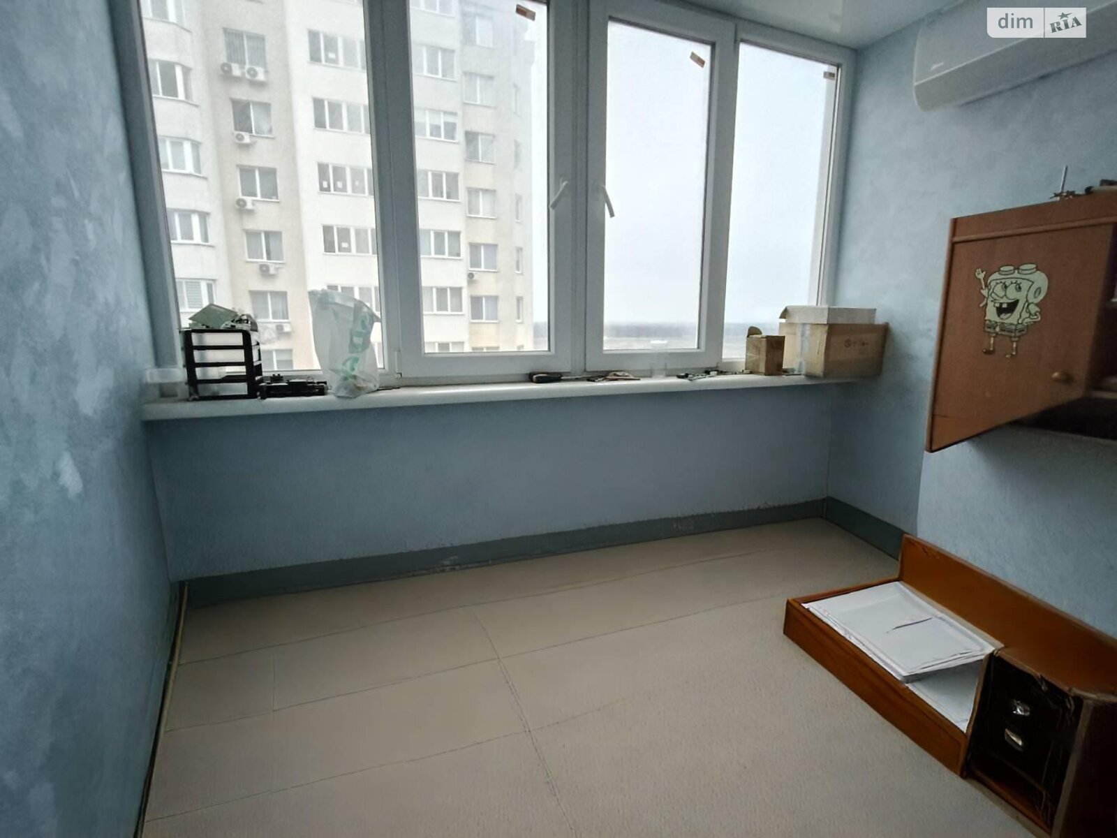 Продажа трехкомнатной квартиры в Лиманке, на мас. Радужный, фото 1 Продажа трехкомнатной квартиры в Лиманке, на мас. Радужный, фото 1