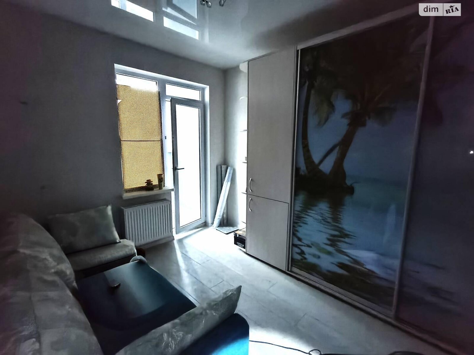 Продажа трехкомнатной квартиры в Лиманке, на мас. Радужный, фото 1 Продажа трехкомнатной квартиры в Лиманке, на мас. Радужный, фото 1