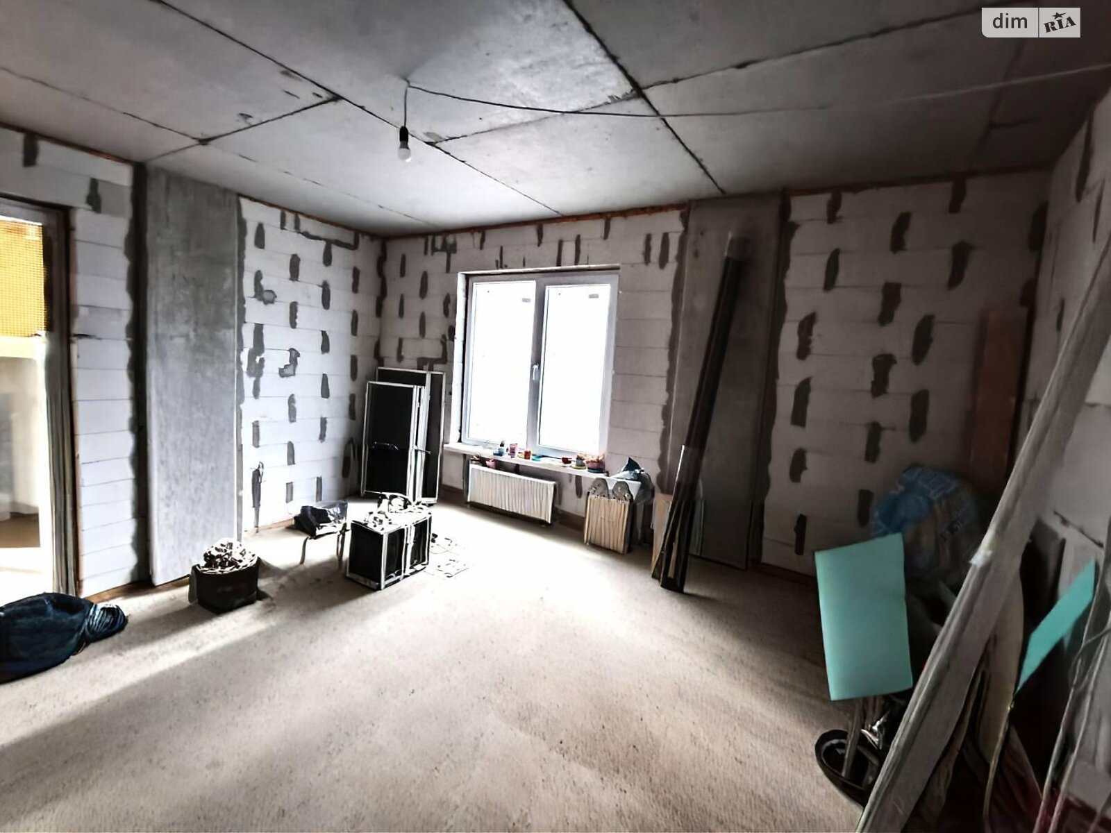 Продажа трехкомнатной квартиры в Лиманке, на мас. Радужный, фото 1 Продажа трехкомнатной квартиры в Лиманке, на мас. Радужный, фото 1