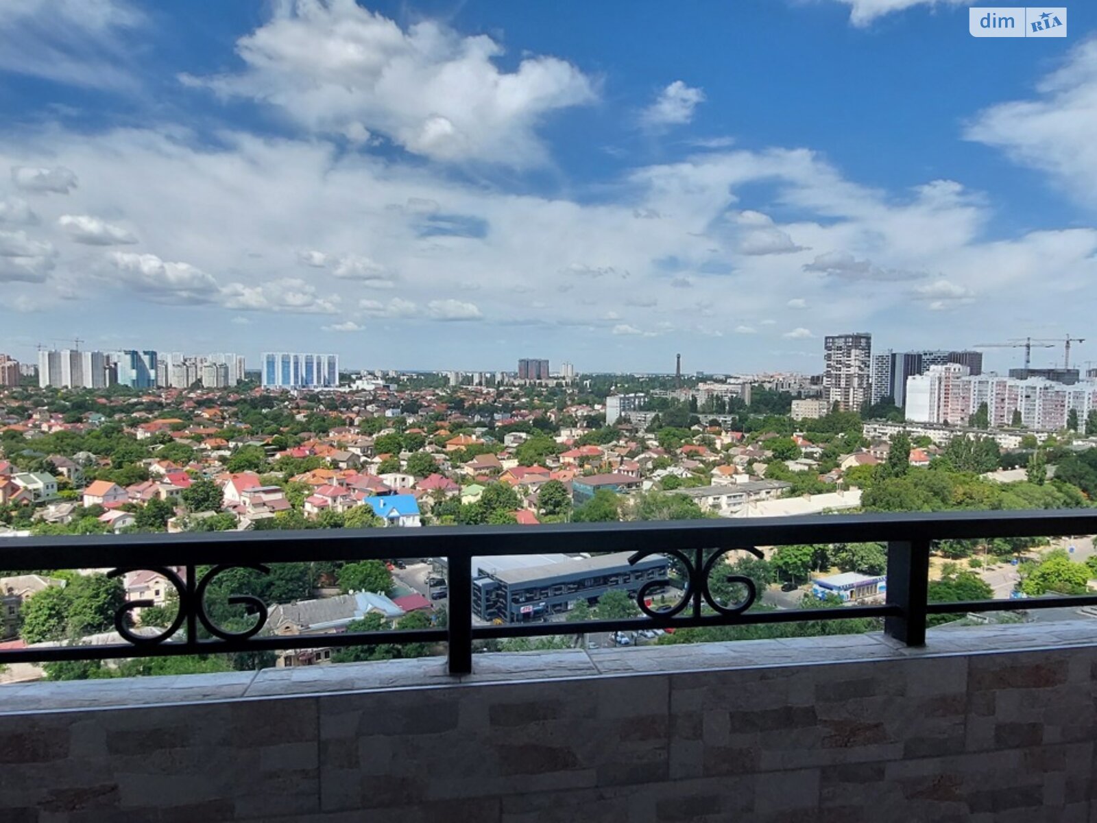 Продаж однокімнатної квартири в Одесі, на пров. Полуничний 24, фото 1
