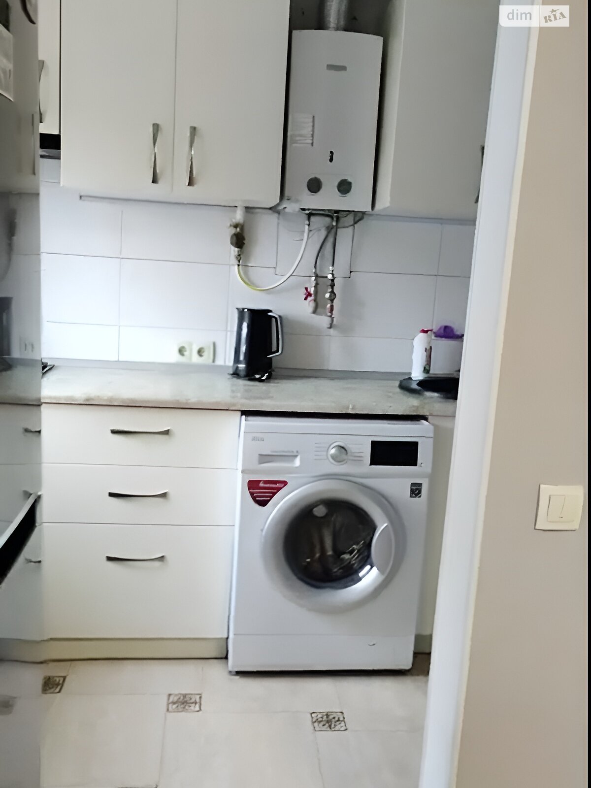 Продаж однокімнатної квартири в Одесі, на вул. Космонавта Комарова 2, фото 1 Продаж однокімнатної квартири в Одесі, на вул. Космонавта Комарова 2, фото 1