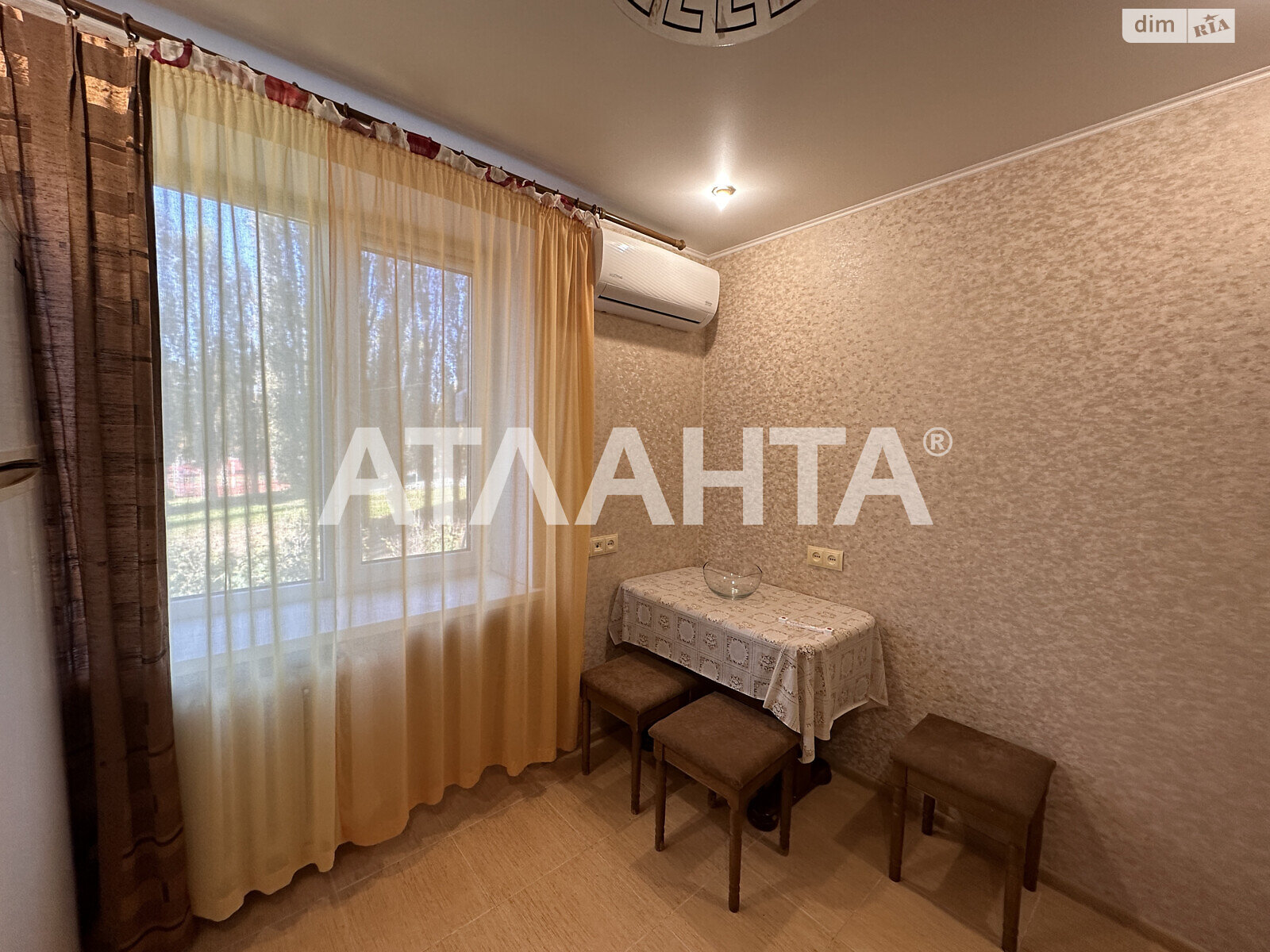 Продажа двухкомнатной квартиры в Одессе, на ул. Космонавтов 32, фото 1 Продажа двухкомнатной квартиры в Одессе, на ул. Космонавтов 32, фото 1