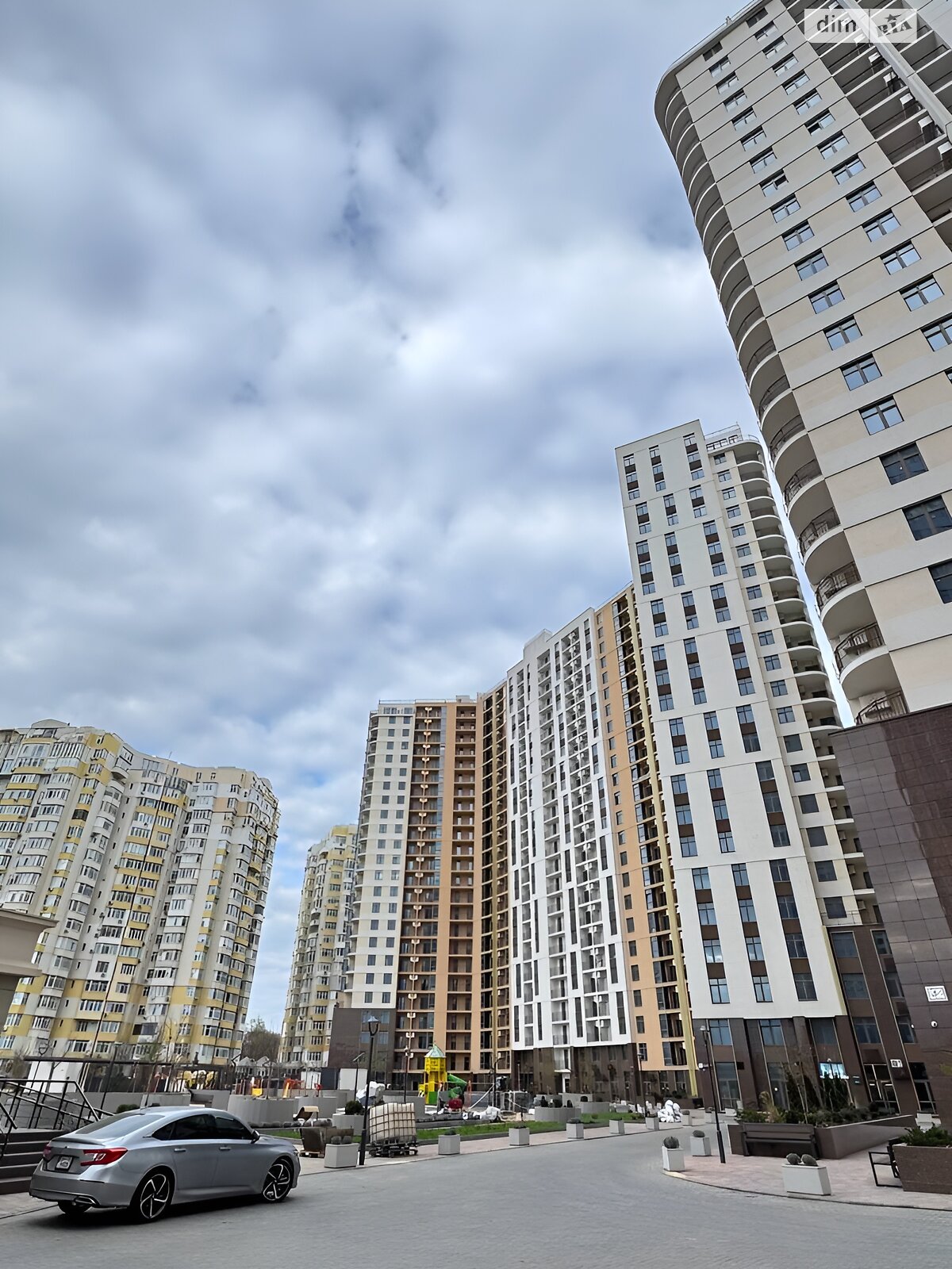 Продаж двокімнатної квартири в Одесі, на вул. Краснова 3 корпус 68, фото 1 Продаж двокімнатної квартири в Одесі, на вул. Краснова 3 корпус 68, фото 1