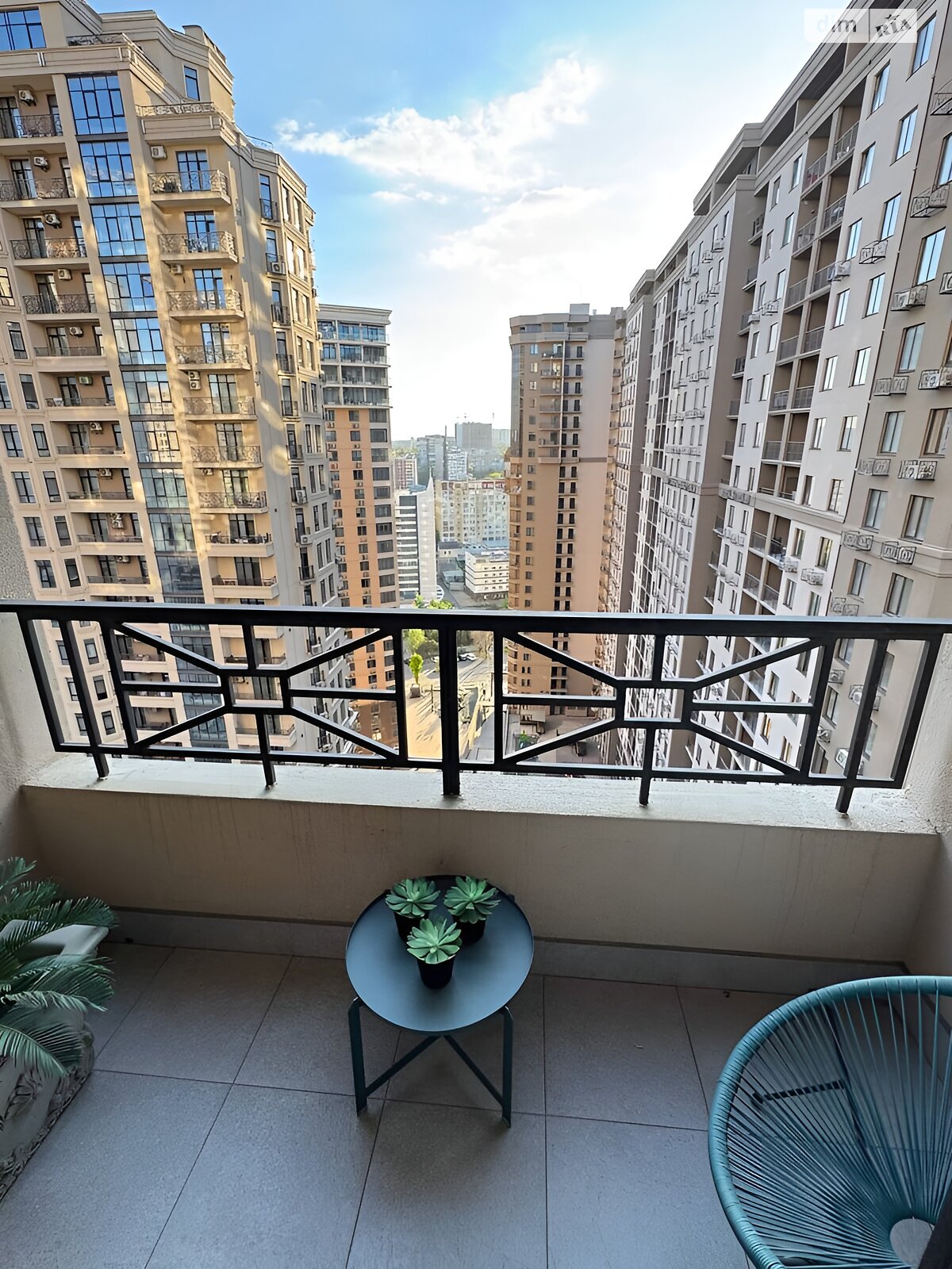 Продажа однокомнатной квартиры в Одессе, на пер. Курортный 1, фото 1 Продажа однокомнатной квартиры в Одессе, на пер. Курортный 1, фото 1