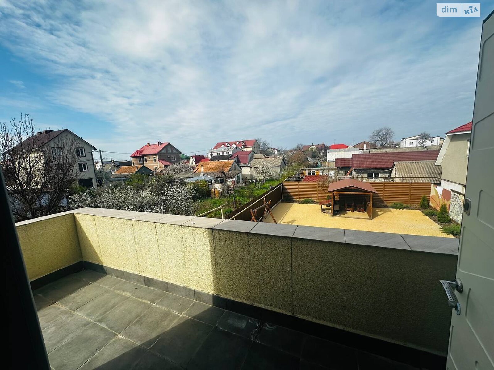 Продажа двухкомнатной квартиры в Одессе, на ул. Профсоюзная, район Курсаки фото 1 Продажа двухкомнатной квартиры в Одессе, на ул. Профсоюзная, район Курсаки фото 1