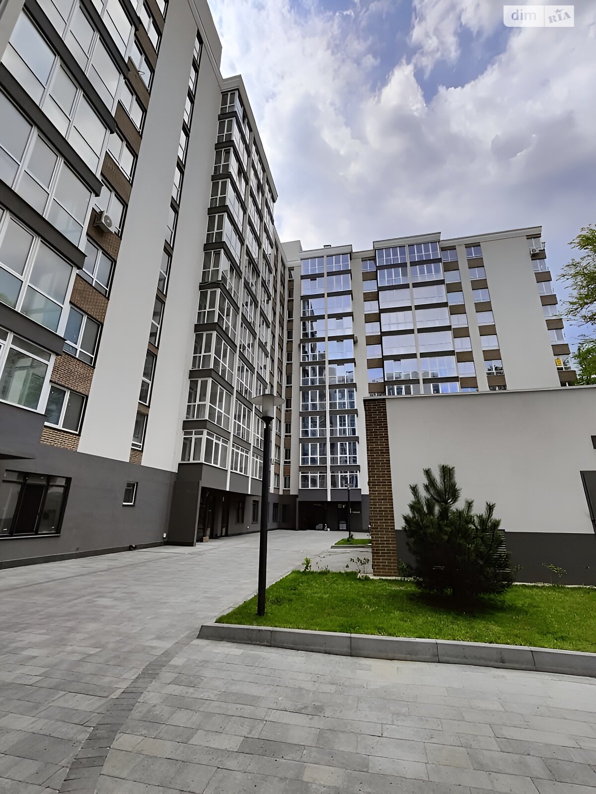 Продаж двокімнатної квартири в Одесі, на вул. Профспілкова 9А, район Курсаки фото 1 Продаж двокімнатної квартири в Одесі, на вул. Профспілкова 9А, район Курсаки фото 1