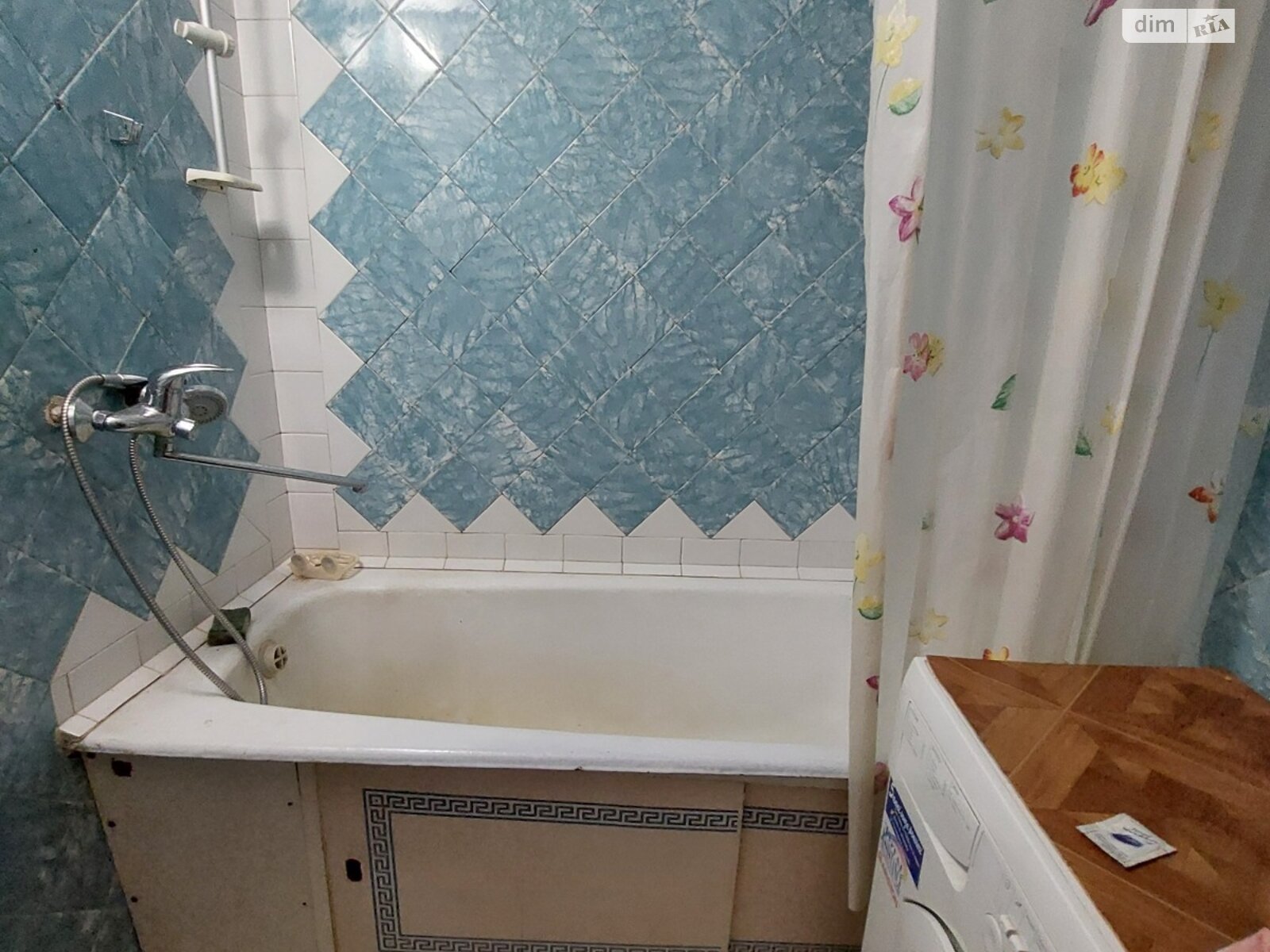 Продаж трикімнатної квартири в Одесі, на вул. Ріхтера Святослава, район Курсаки фото 1 Продаж трикімнатної квартири в Одесі, на вул. Ріхтера Святослава, район Курсаки фото 1