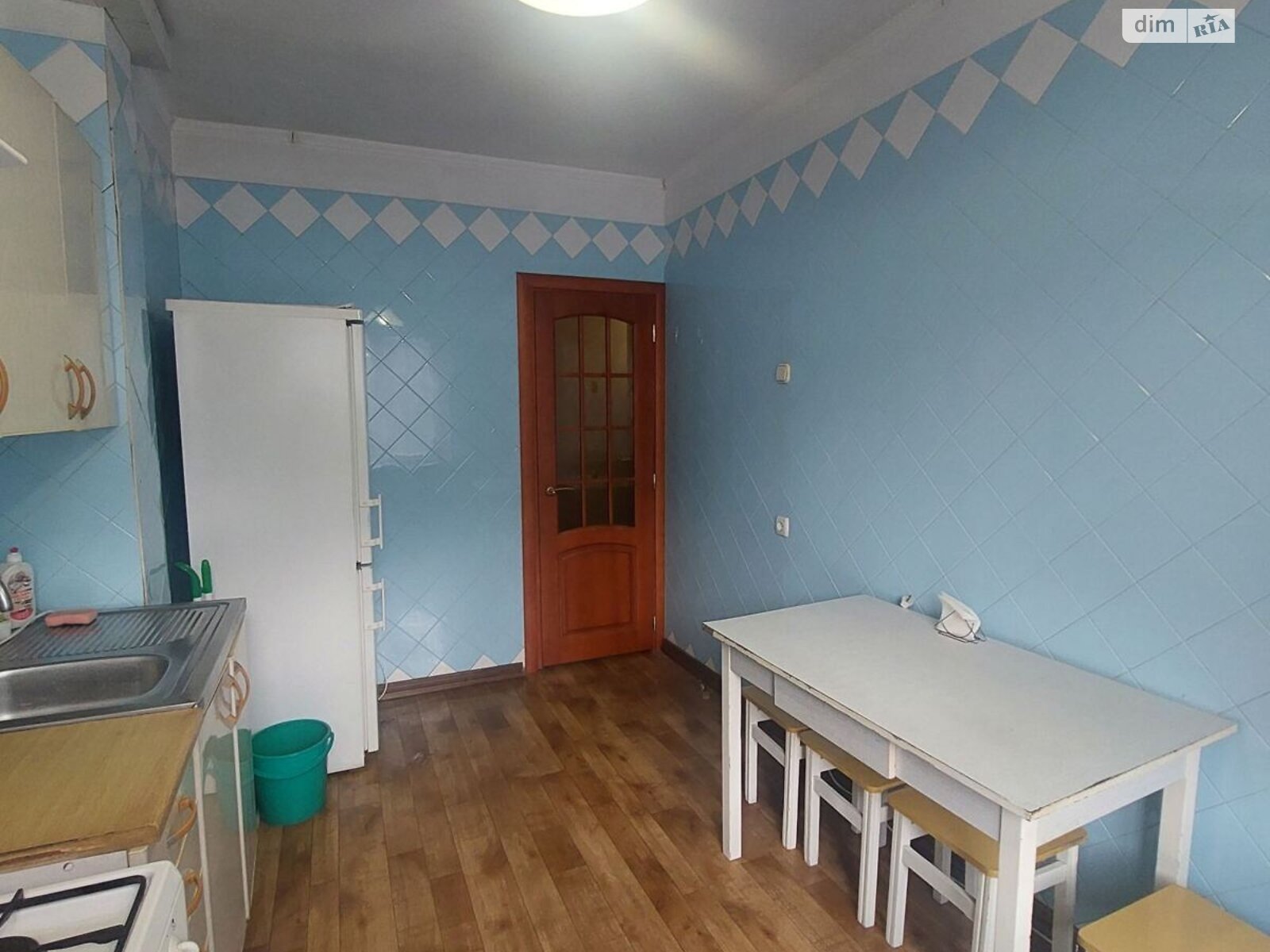 Продажа трехкомнатной квартиры в Одессе, на ул. Рихтера Святослава, район Курсаки фото 1 Продажа трехкомнатной квартиры в Одессе, на ул. Рихтера Святослава, район Курсаки фото 1