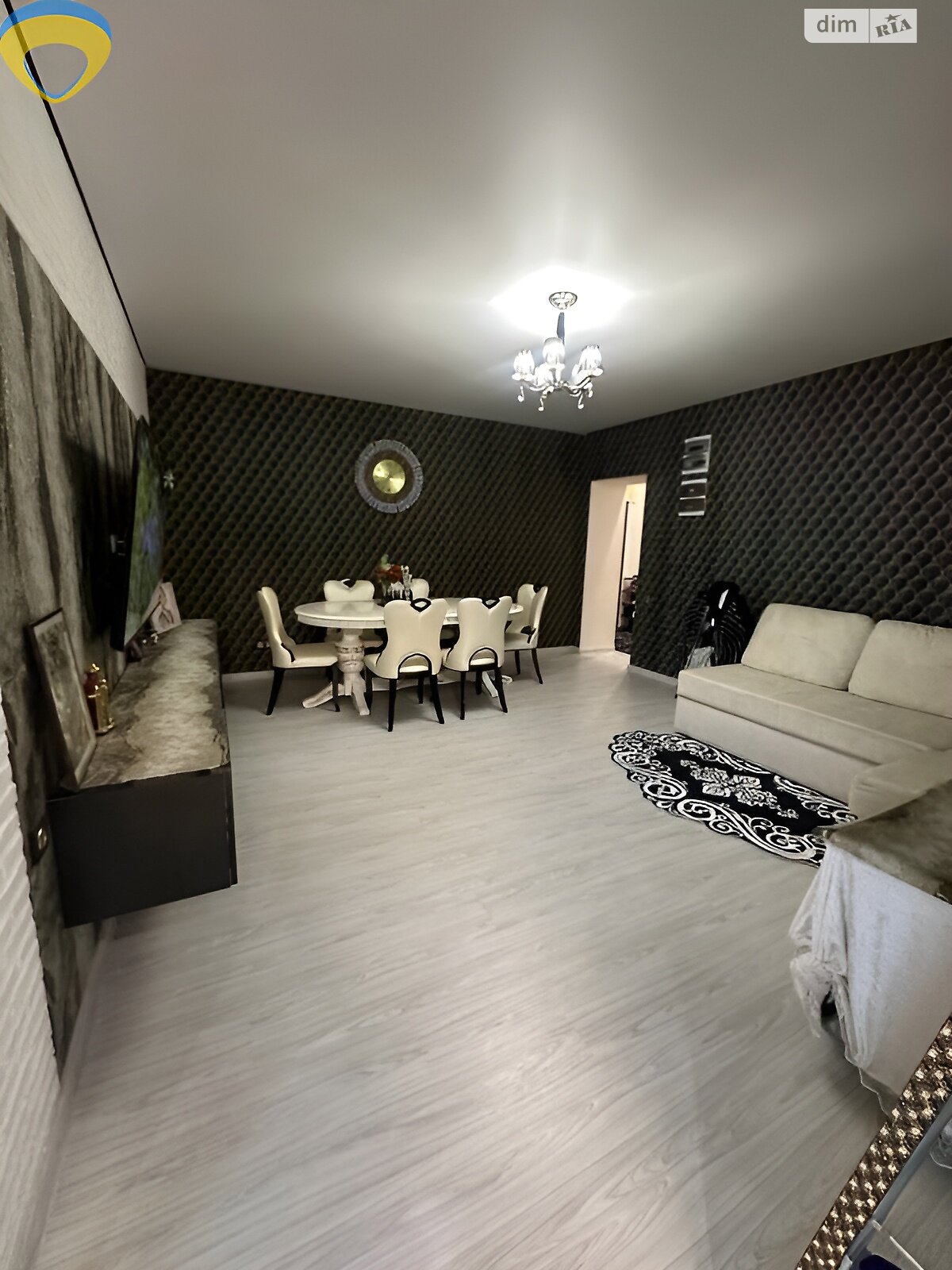 Продаж трикімнатної квартири в Одесі, на вул. Старицького 3, район Курсаки фото 1 Продаж трикімнатної квартири в Одесі, на вул. Старицького 3, район Курсаки фото 1