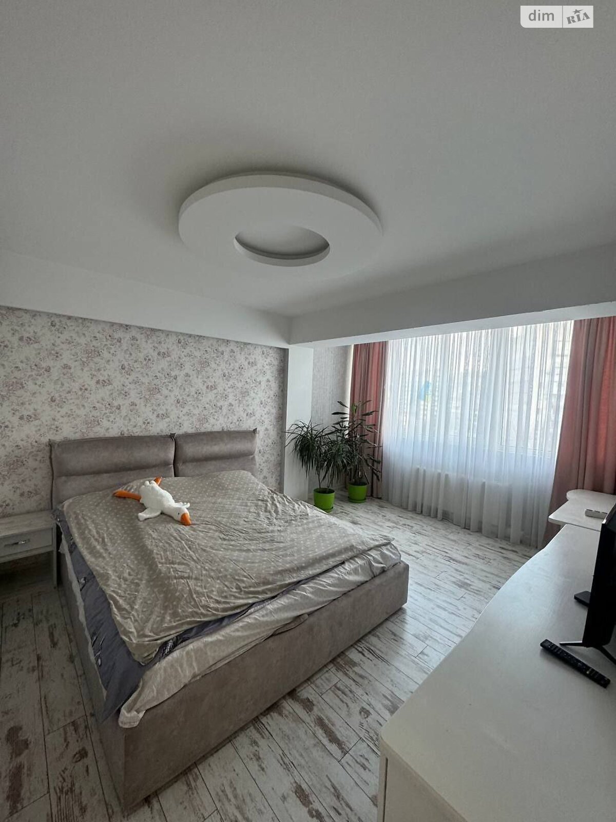 Продажа трехкомнатной квартиры в Одессе, на 2-й пер. Сурикова 2А, район Курсаки фото 1 Продажа трехкомнатной квартиры в Одессе, на 2-й пер. Сурикова 2А, район Курсаки фото 1