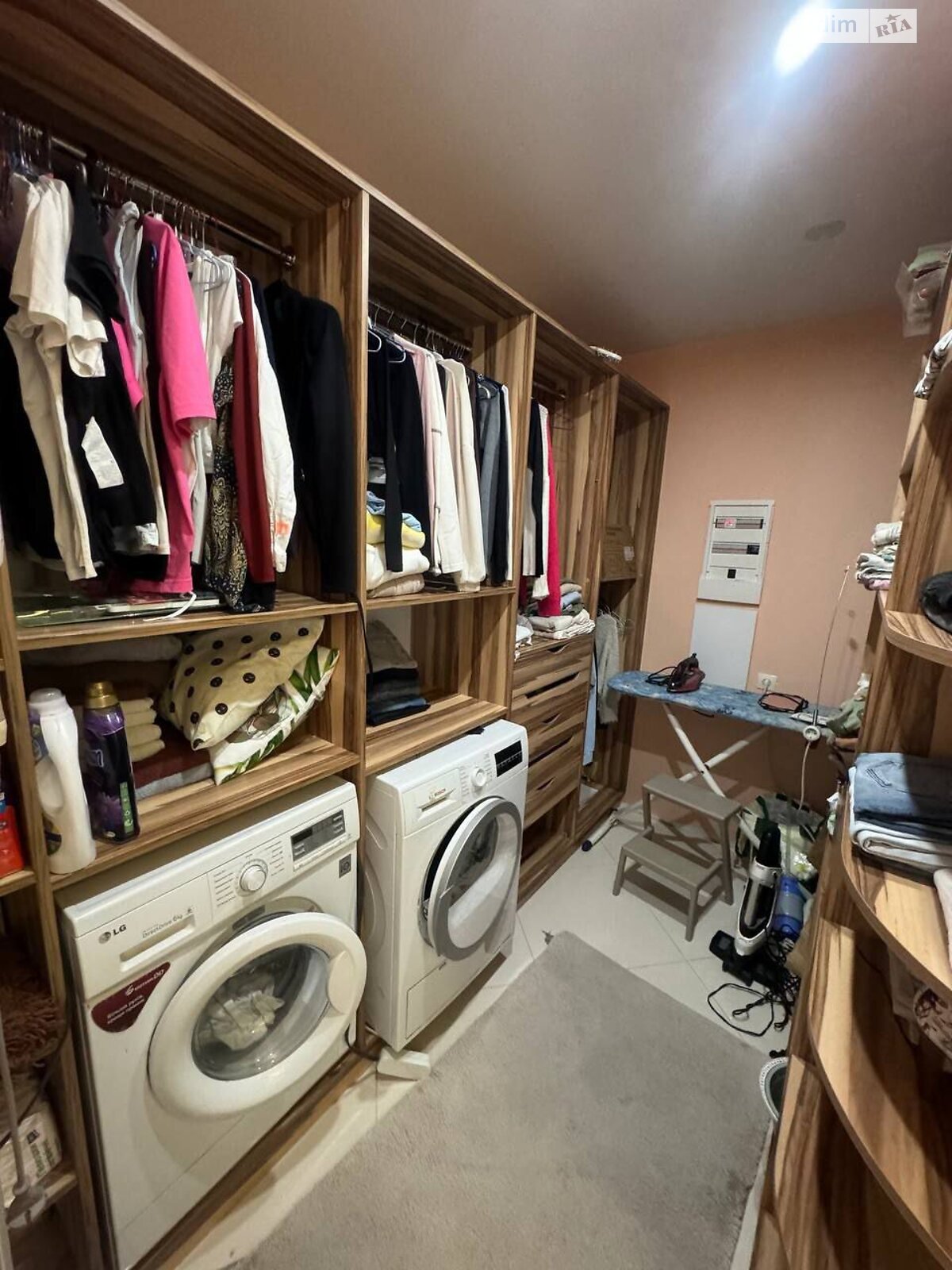 Продажа трехкомнатной квартиры в Одессе, на 2-й пер. Сурикова 2А, район Курсаки фото 1 Продажа трехкомнатной квартиры в Одессе, на 2-й пер. Сурикова 2А, район Курсаки фото 1