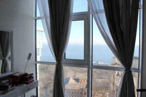 Продаж двокімнатної квартири в Одесі, на бул. Лідерсівський 5, район Ланжерон фото 2