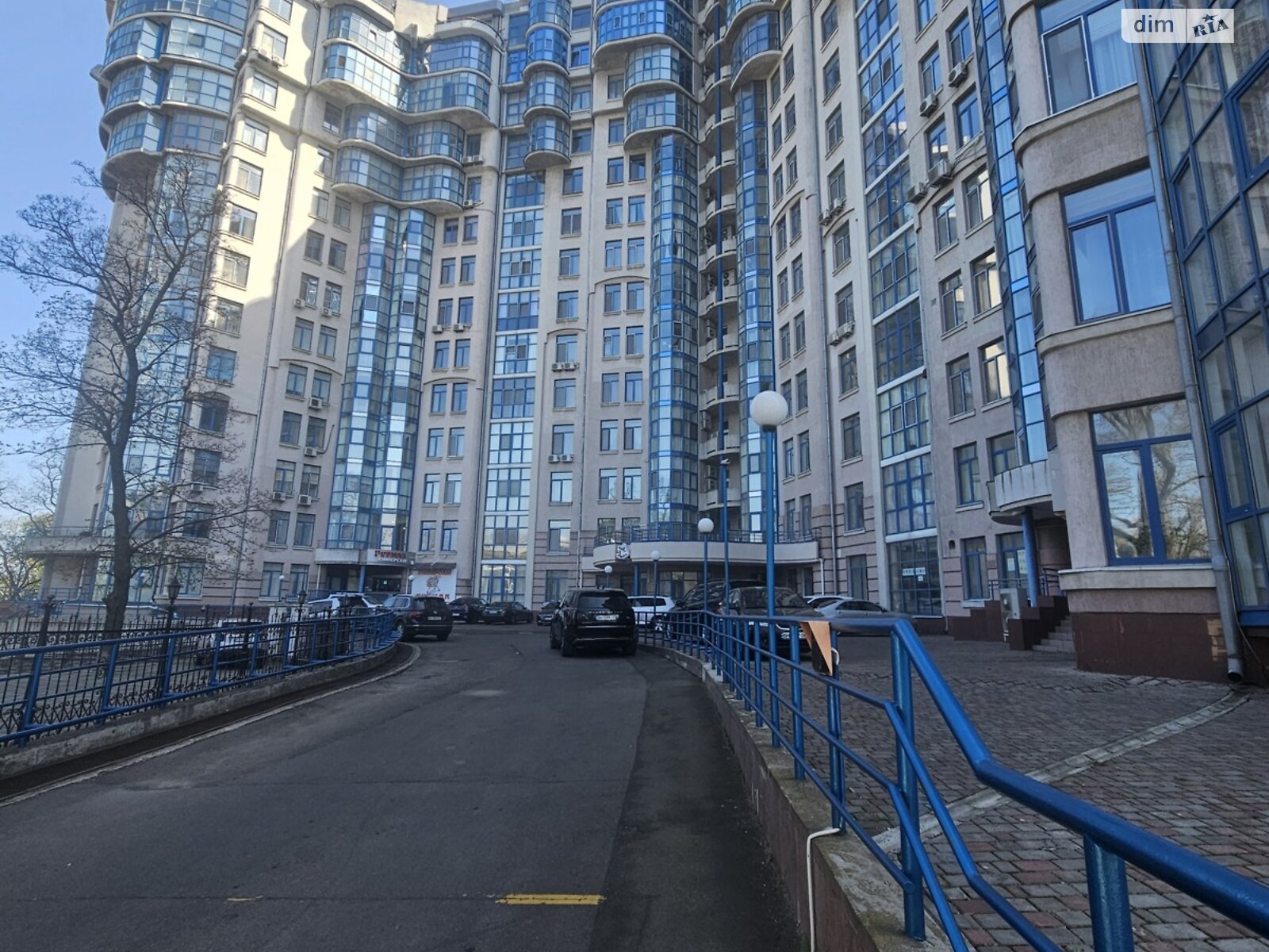 Продаж трикімнатної квартири в Одесі, на бул. Лідерсівський, район Ланжерон фото 1 Продаж трикімнатної квартири в Одесі, на бул. Лідерсівський, район Ланжерон фото 1