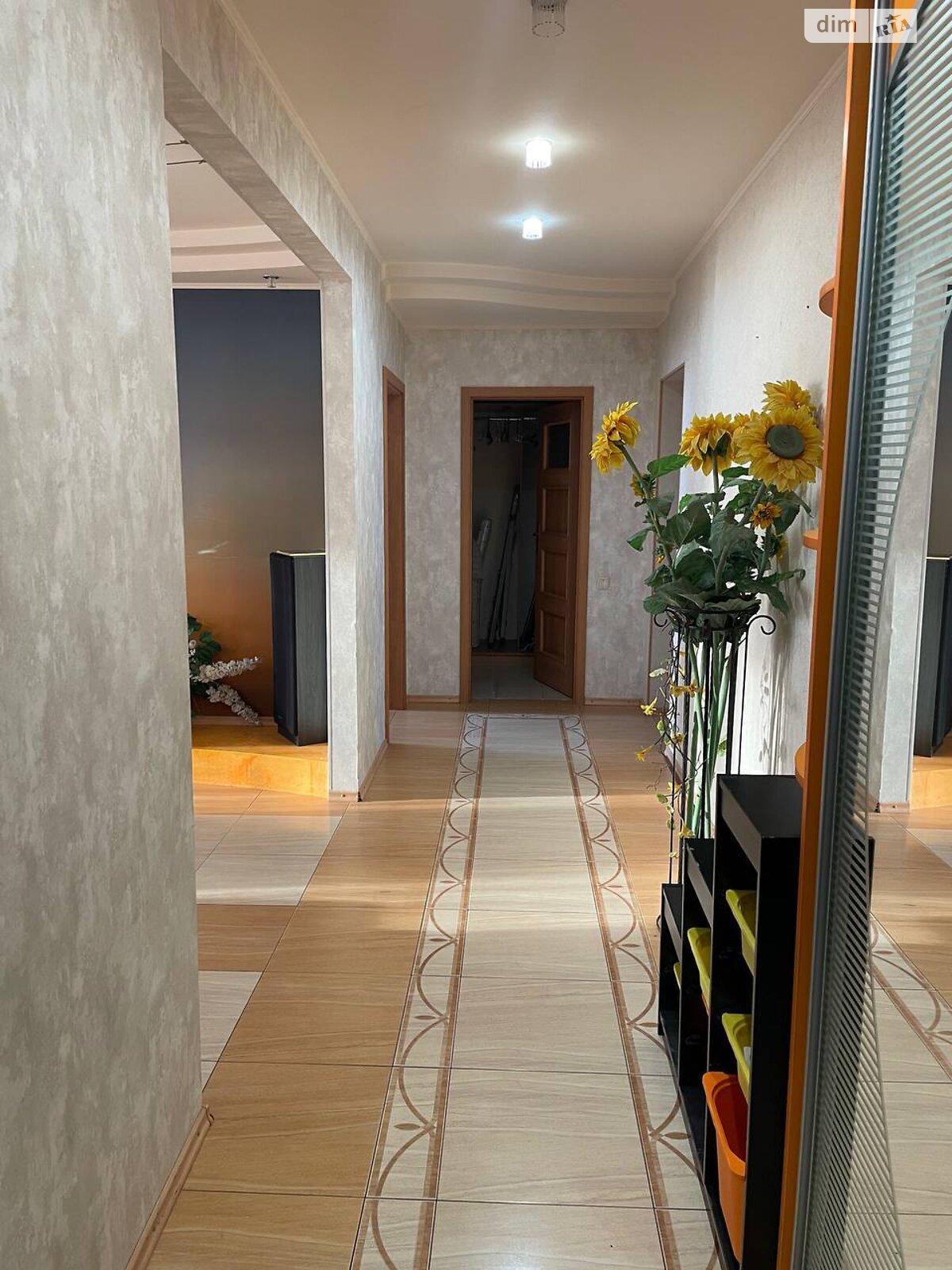 Продаж трикімнатної квартири в Одесі, на пров. Обсерваторний 2/4, район Ланжерон фото 1 Продаж трикімнатної квартири в Одесі, на пров. Обсерваторний 2/4, район Ланжерон фото 1