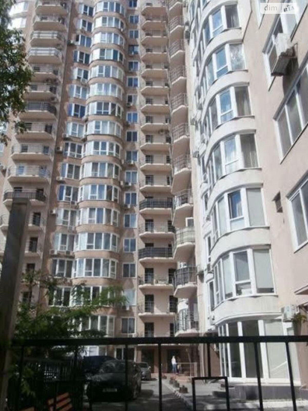 Продаж чотирикімнатної квартири в Одесі, на пров. Обсерваторний 2/6, район Ланжерон фото 1 Продаж чотирикімнатної квартири в Одесі, на пров. Обсерваторний 2/6, район Ланжерон фото 1