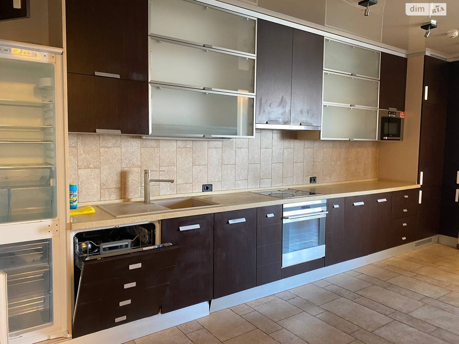 Продаж трикімнатної квартири в Одесі, на пров. Обсерваторний 2/6, район Ланжерон фото 1 Продаж трикімнатної квартири в Одесі, на пров. Обсерваторний 2/6, район Ланжерон фото 1