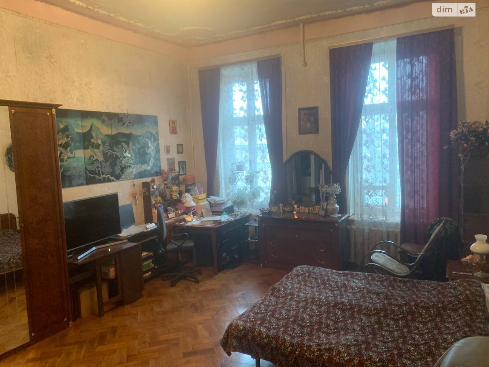 Продаж чотирикімнатної квартири в Одесі, на вул. Успенська, район Ланжерон фото 1 Продаж чотирикімнатної квартири в Одесі, на вул. Успенська, район Ланжерон фото 1