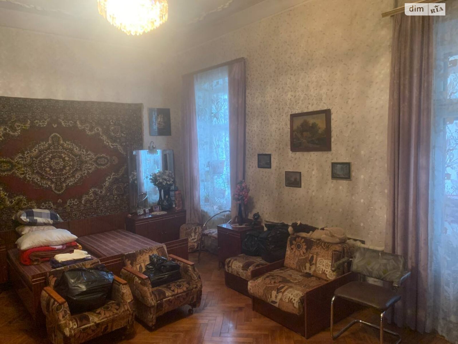 Продаж чотирикімнатної квартири в Одесі, на вул. Успенська, район Ланжерон фото 1 Продаж чотирикімнатної квартири в Одесі, на вул. Успенська, район Ланжерон фото 1