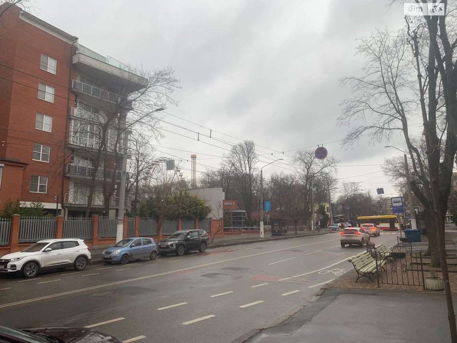Продаж чотирикімнатної квартири в Одесі, на вул. Успенська, район Ланжерон фото 1 Продаж чотирикімнатної квартири в Одесі, на вул. Успенська, район Ланжерон фото 1