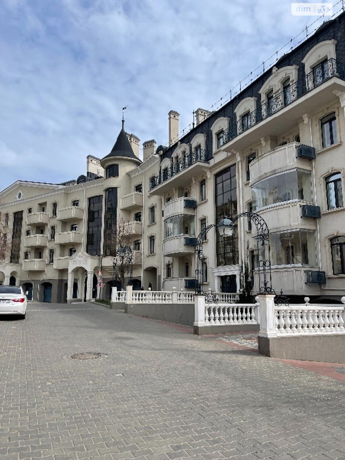 Продаж однокімнатної квартири в Одесі, на вул. Руанська 1, район Лиманський фото 1