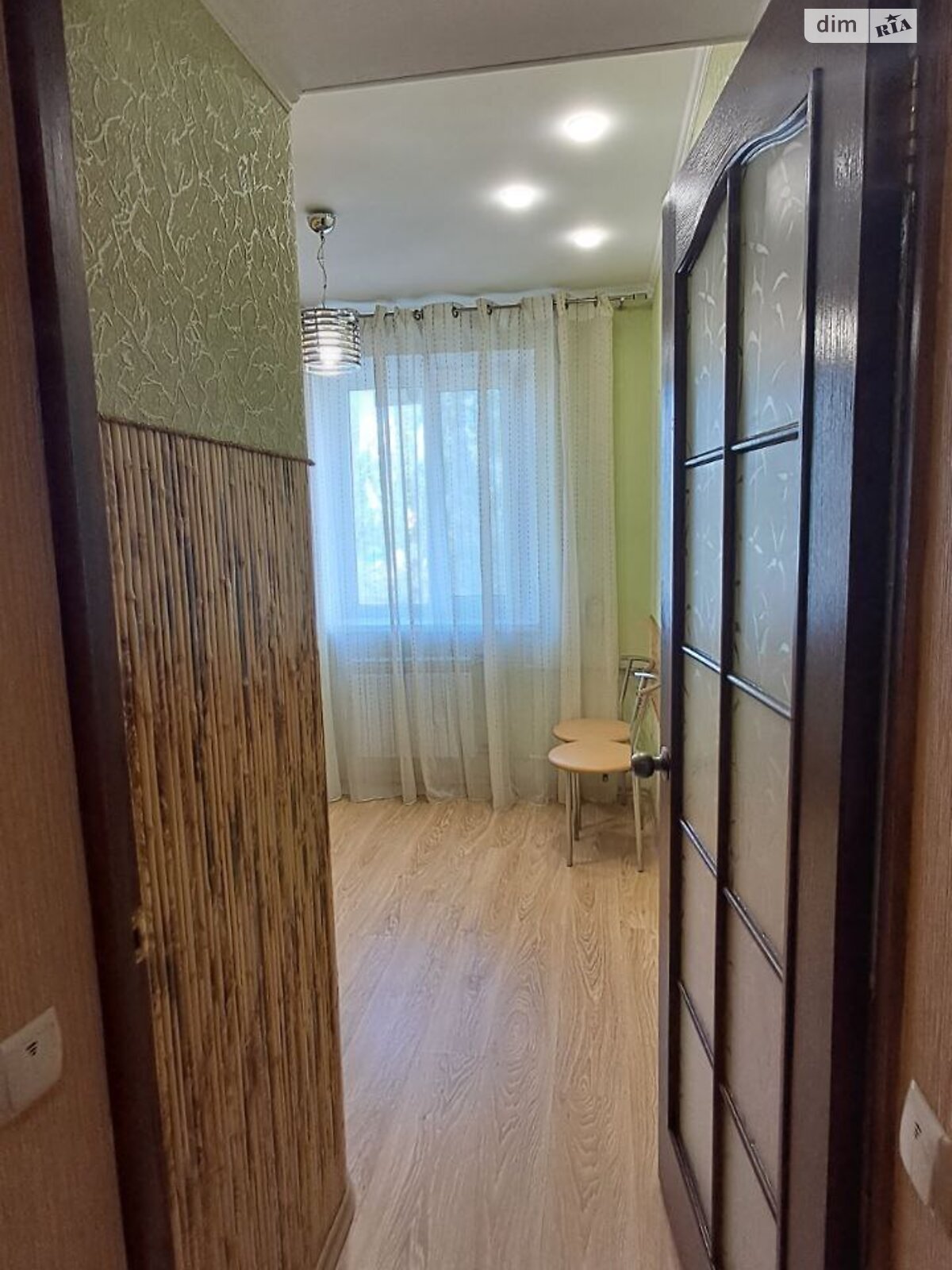 Продажа двухкомнатной квартиры в Одессе, на дор. Николаевская, район Лузановка фото 1 Продажа двухкомнатной квартиры в Одессе, на дор. Николаевская, район Лузановка фото 1