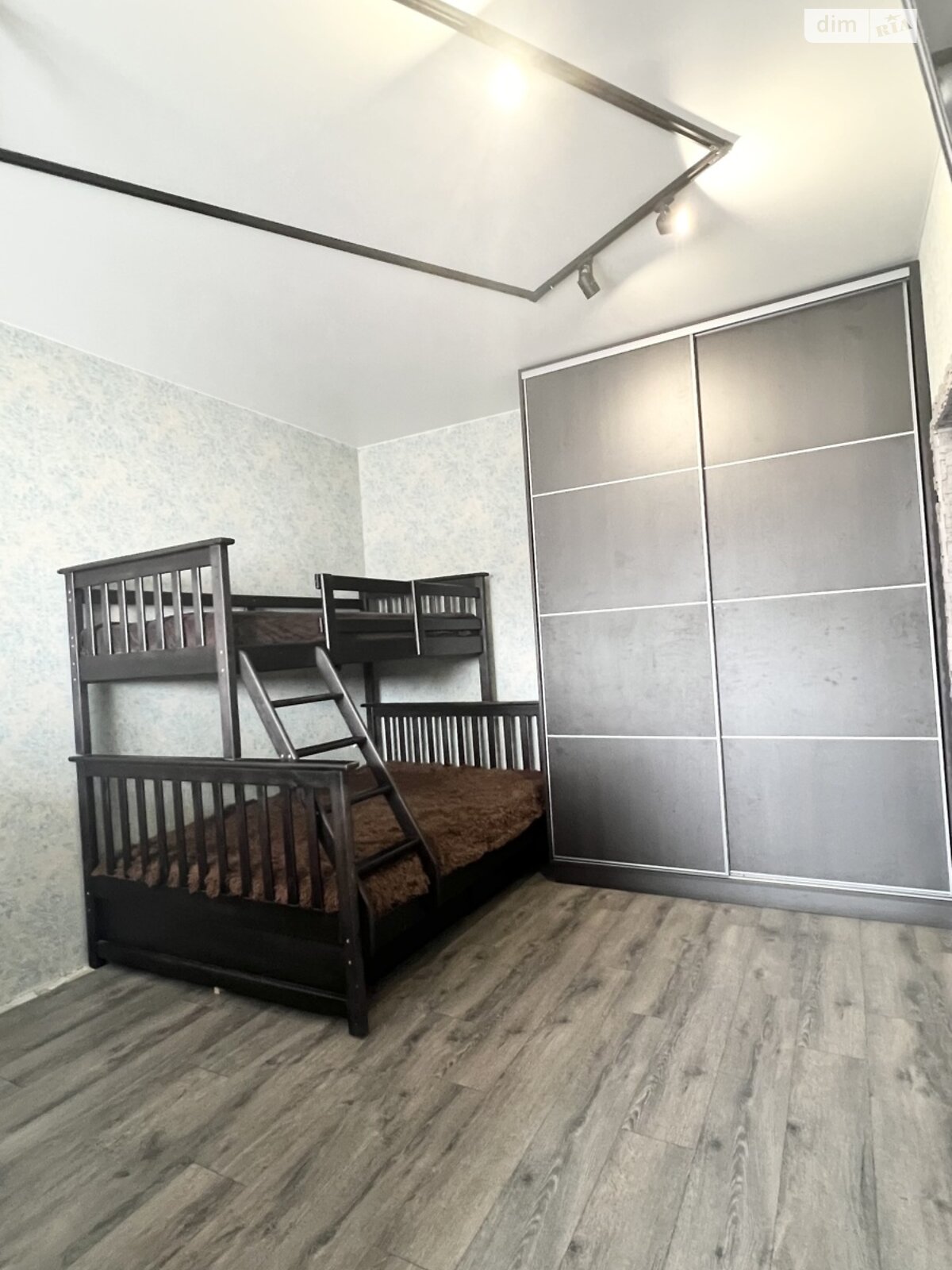 Продаж однокімнатної квартири в Одесі, на вул. Люстдорфська дорога 90Г, фото 1 Продаж однокімнатної квартири в Одесі, на вул. Люстдорфська дорога 90Г, фото 1