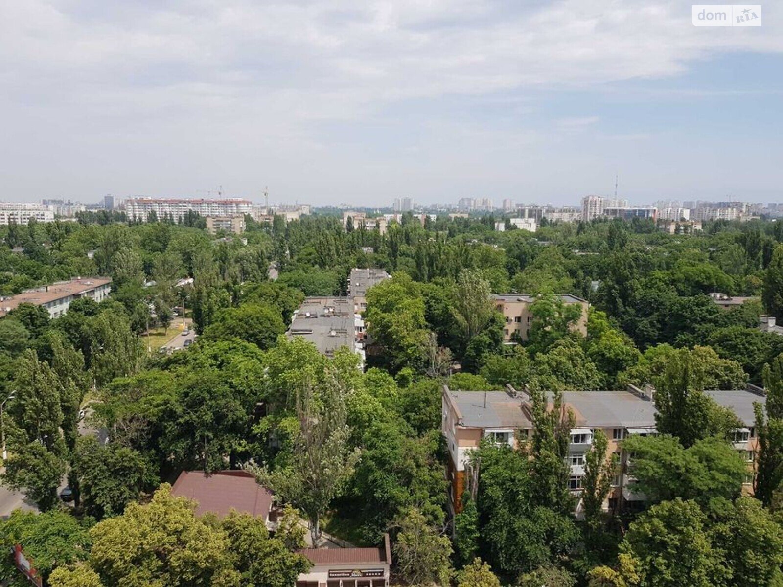 Продажа двухкомнатной квартиры в Одессе, на ул. Героев Крут 27Е, район Хаджибейский фото 1