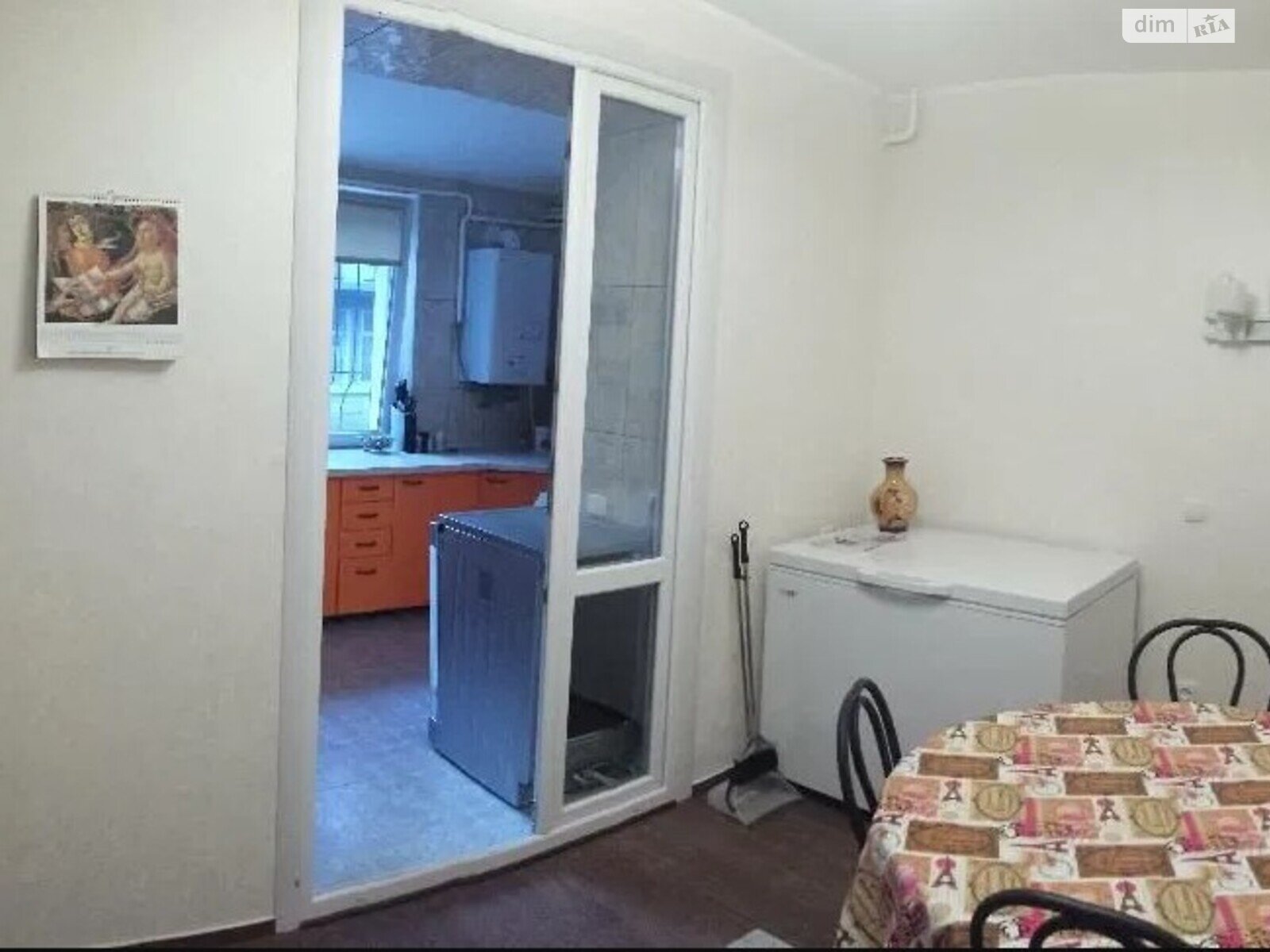 Продаж чотирикімнатної квартири в Одесі, на вул. Середня, район Хаджибейський фото 1