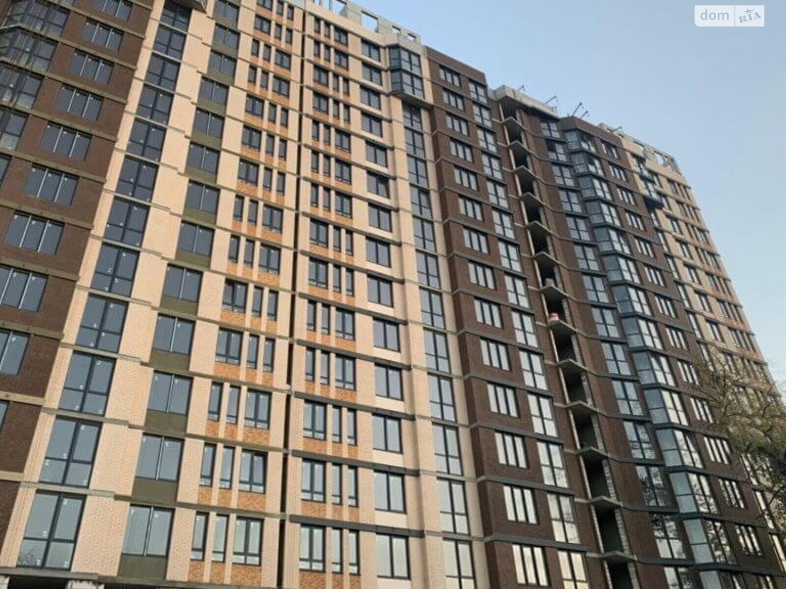 Продаж трикімнатної квартири в Одесі, на вул. Прохоровська, район Хаджибейський фото 1 Продаж трикімнатної квартири в Одесі, на вул. Прохоровська, район Хаджибейський фото 1
