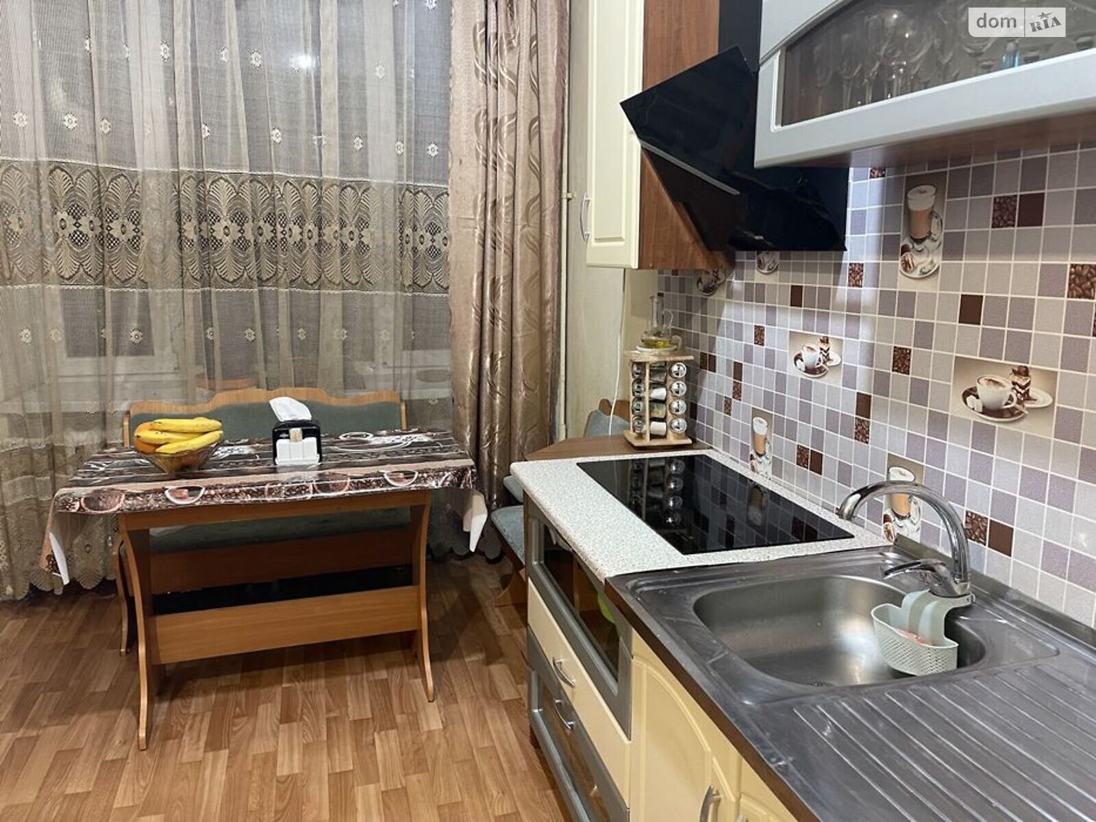 Продажа двухкомнатной квартиры в Одессе, на ул. Столбовая, район Хаджибейский фото 1