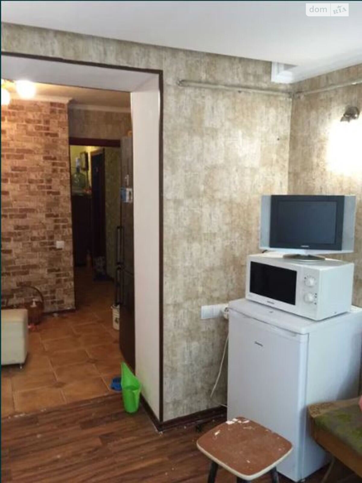 Продажа трехкомнатной квартиры в Одессе, на ул. Кирпичнозаводская, район Хаджибейский фото 1