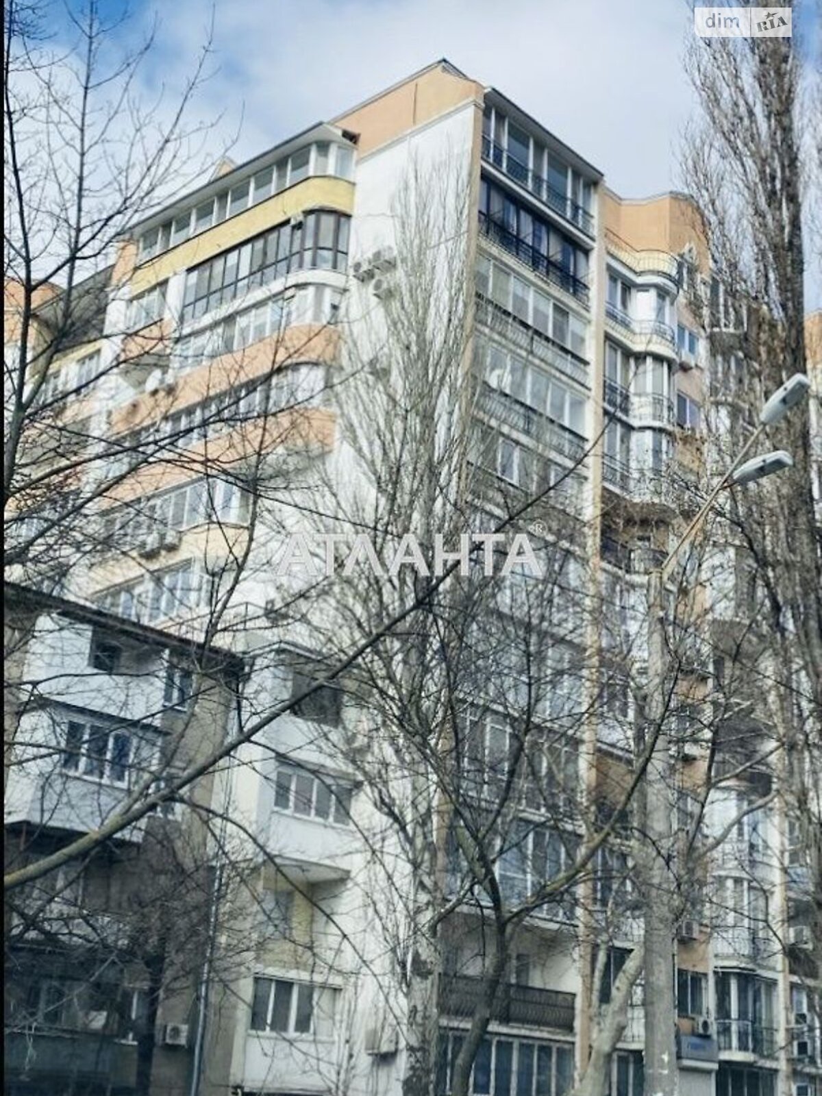 Продажа двухкомнатной квартиры в Одессе, на ул. Ивана и Юрия Лип, район Хаджибейский фото 1